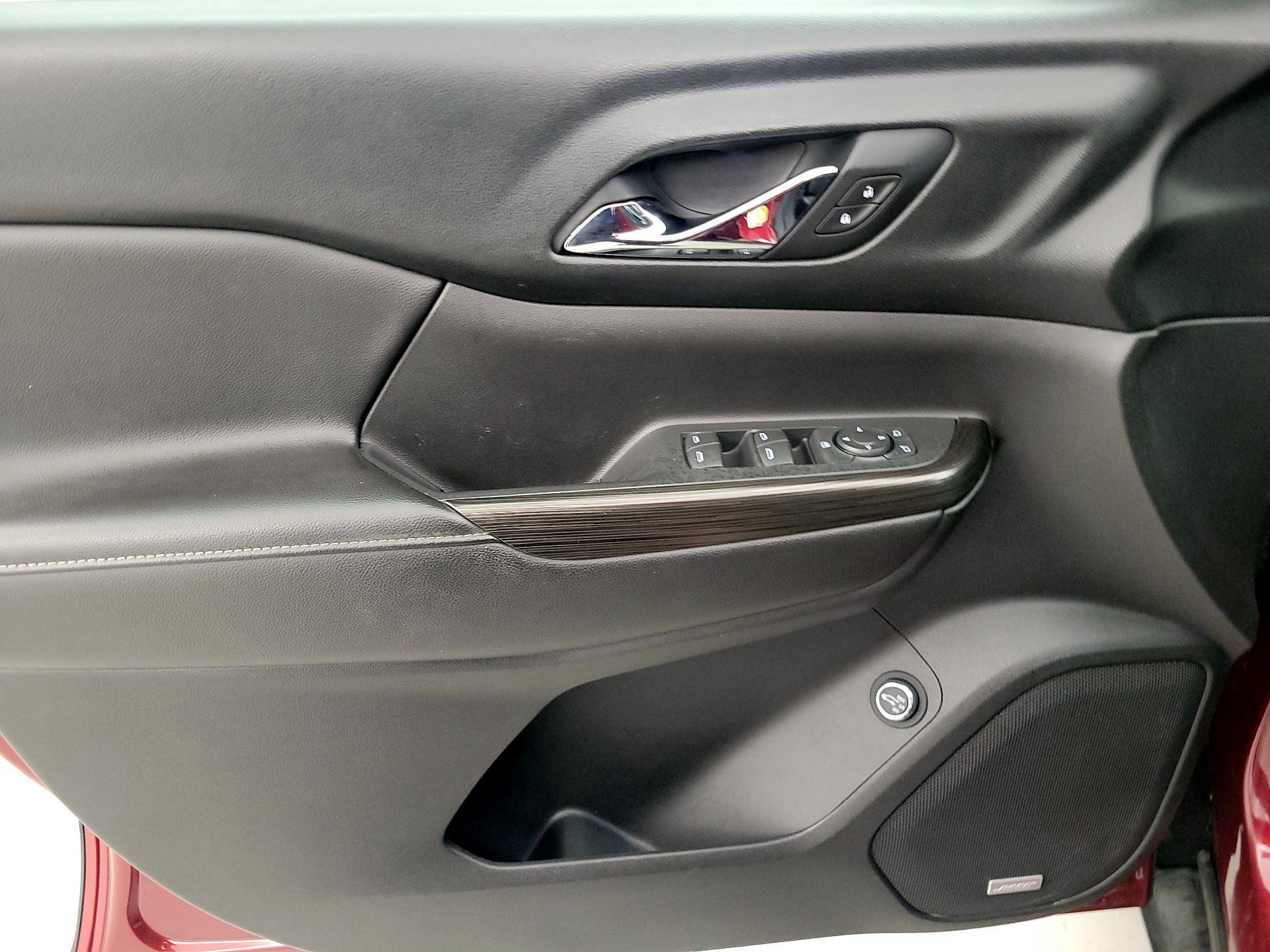 Thumbnail: 2017 GMC Acadia - 12