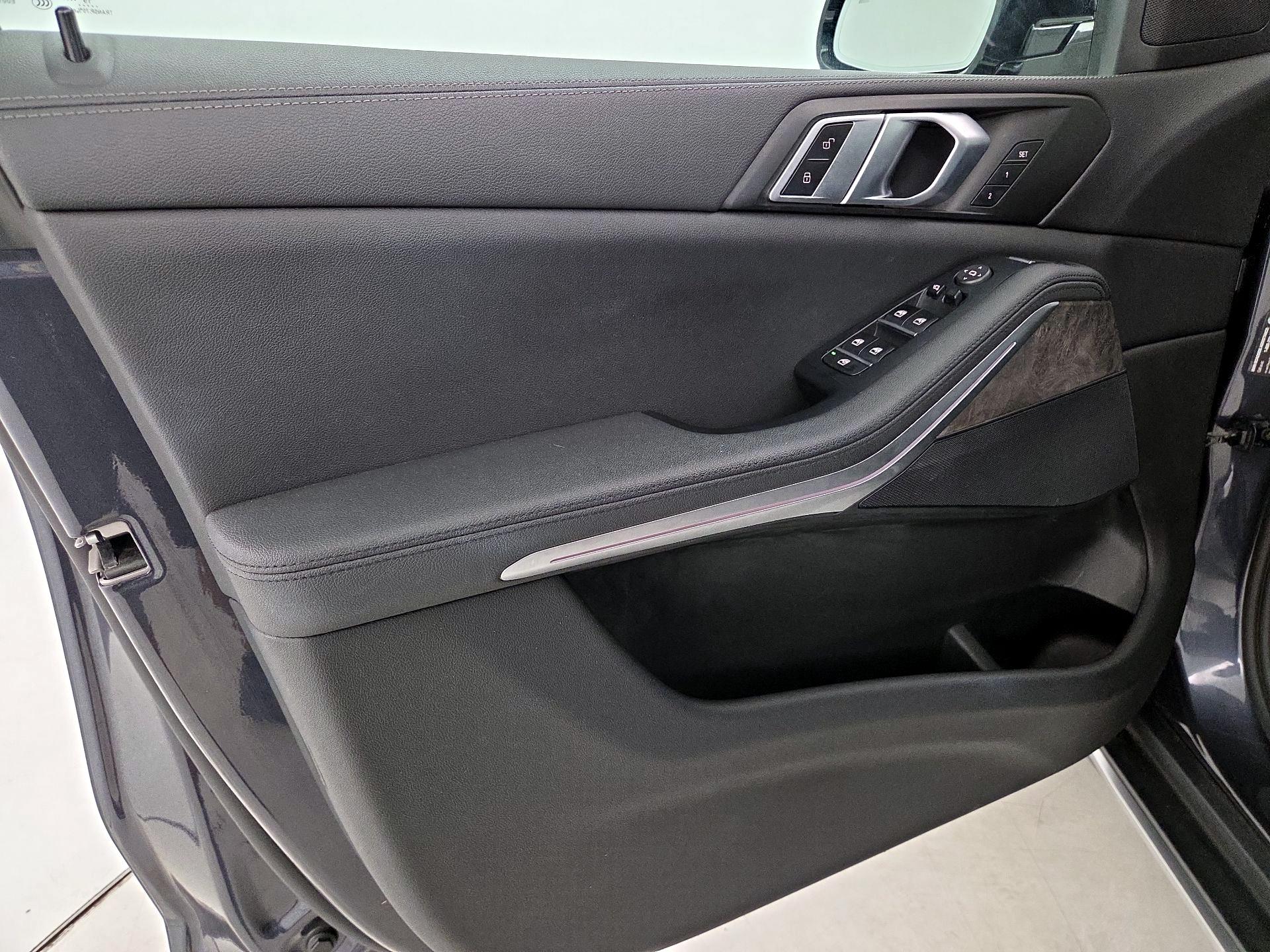 Thumbnail: 2020 BMW X5 - 12