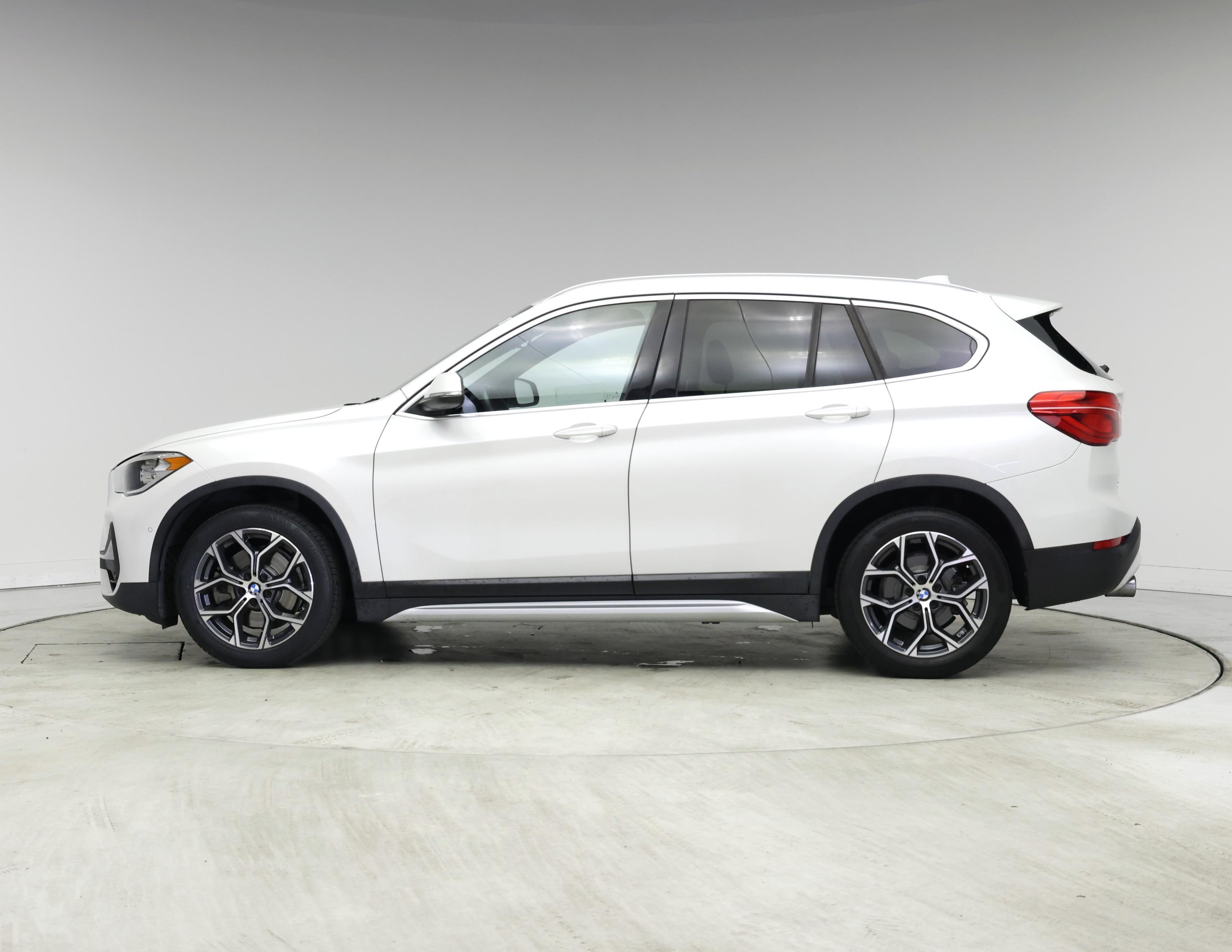 Thumbnail: 2020 BMW X1 - 3