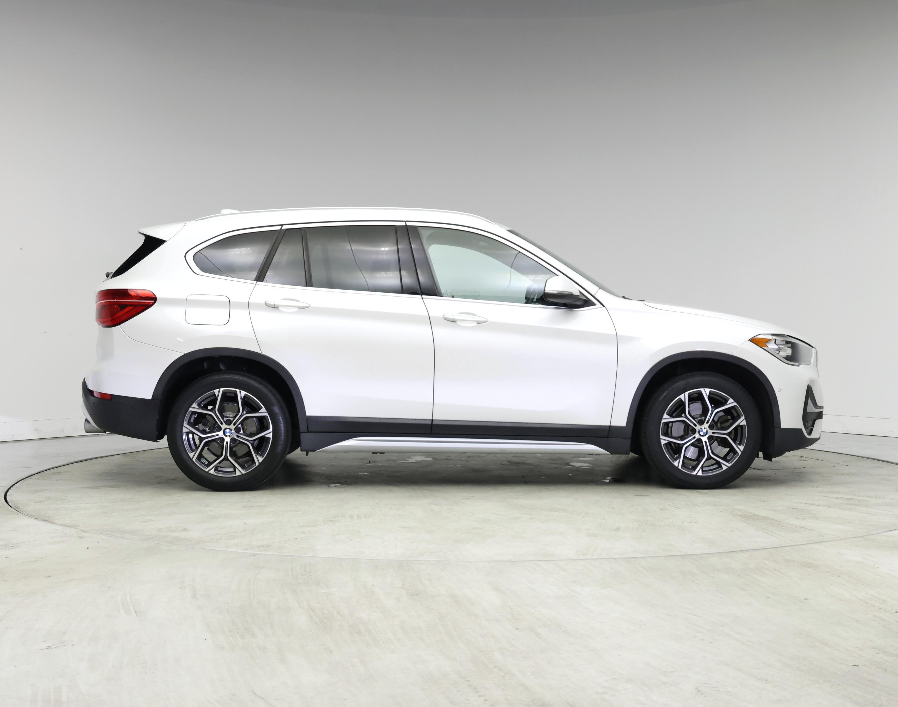 Thumbnail: 2020 BMW X1 - 7