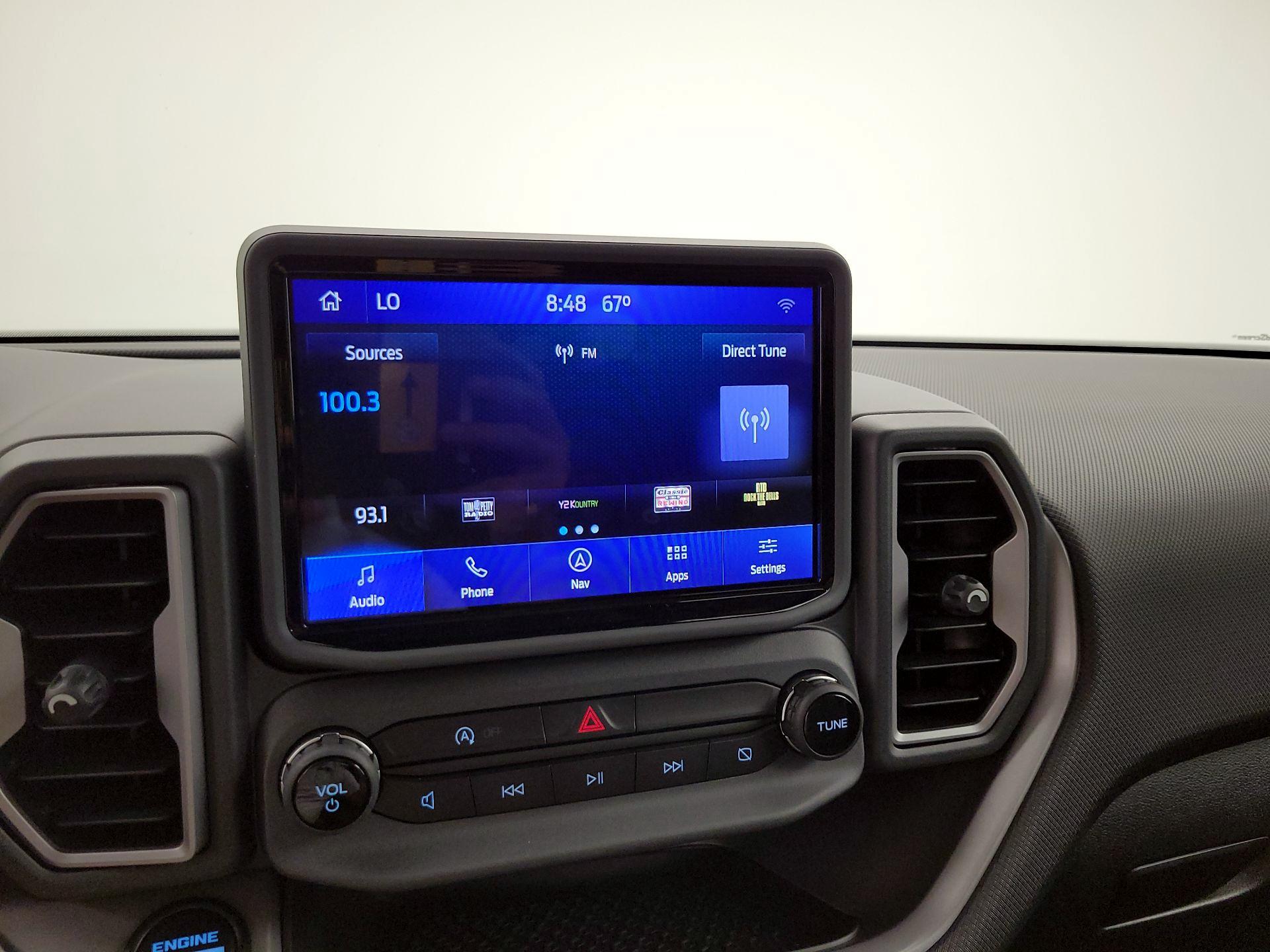 Thumbnail: 2022 Ford Bronco Sport - 16