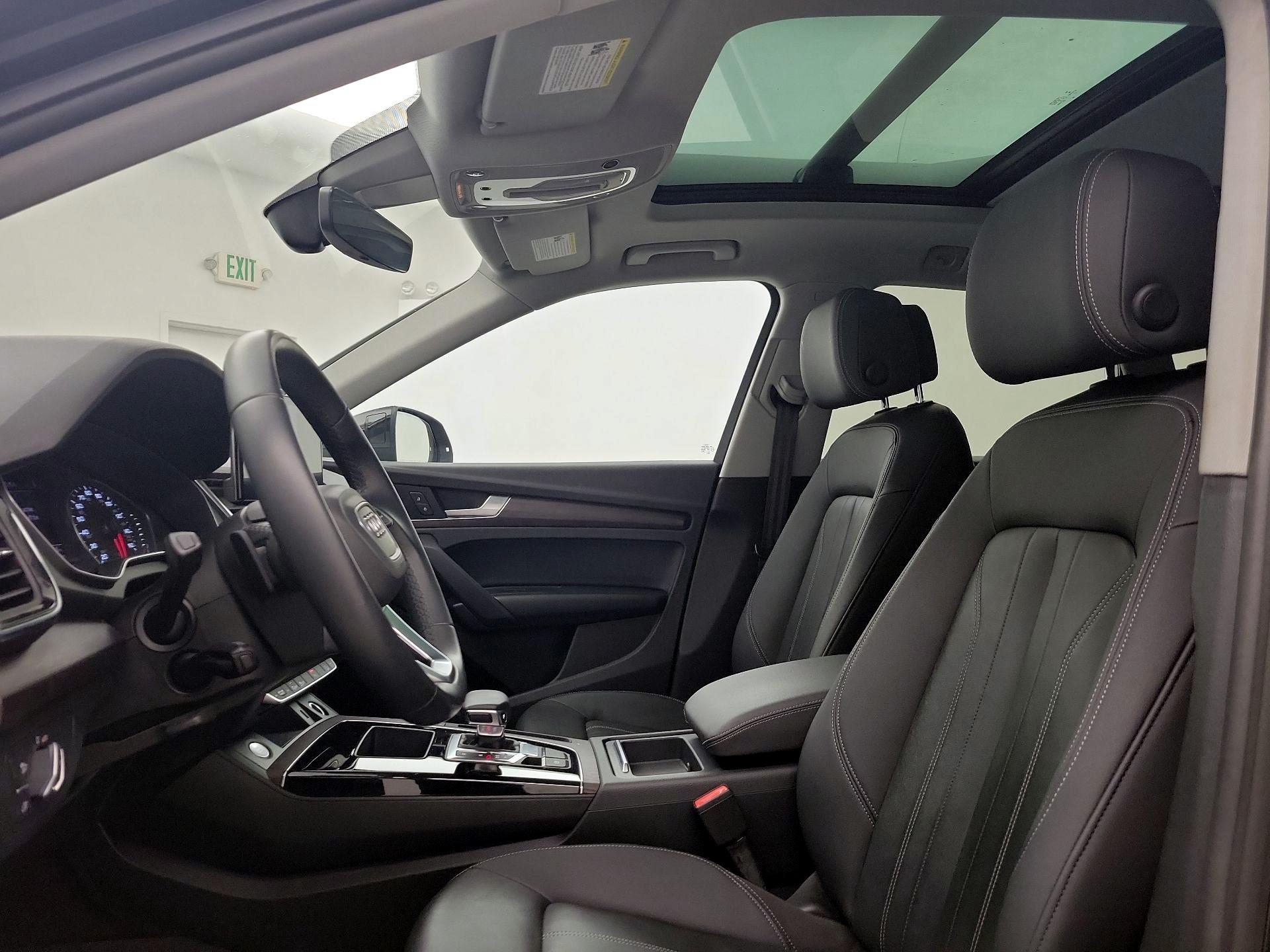 Thumbnail: 2022 Audi Q5 - 19