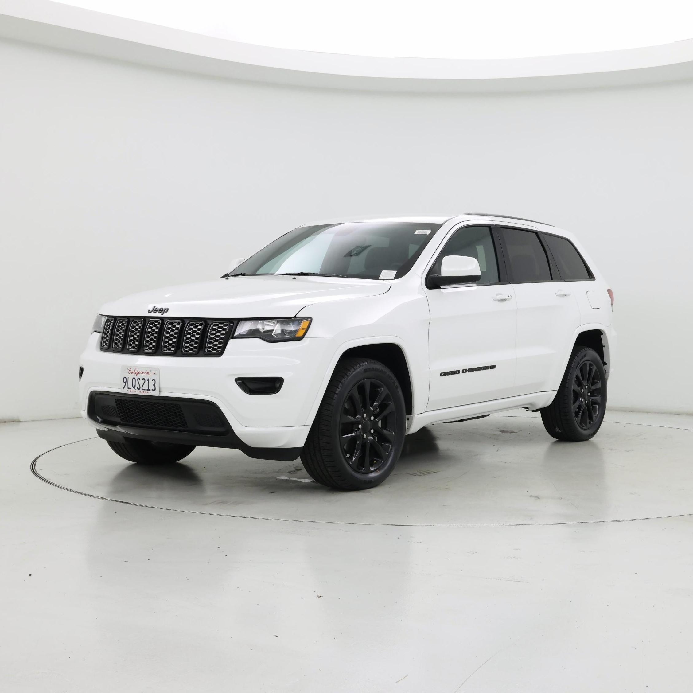 Thumbnail: 2022 Jeep Grand Cherokee - 4