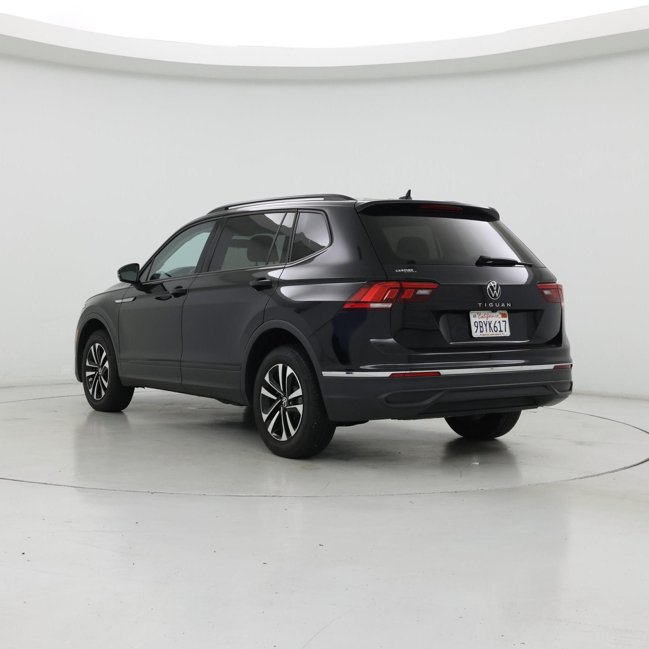 Thumbnail: 2022 Volkswagen Tiguan - 2