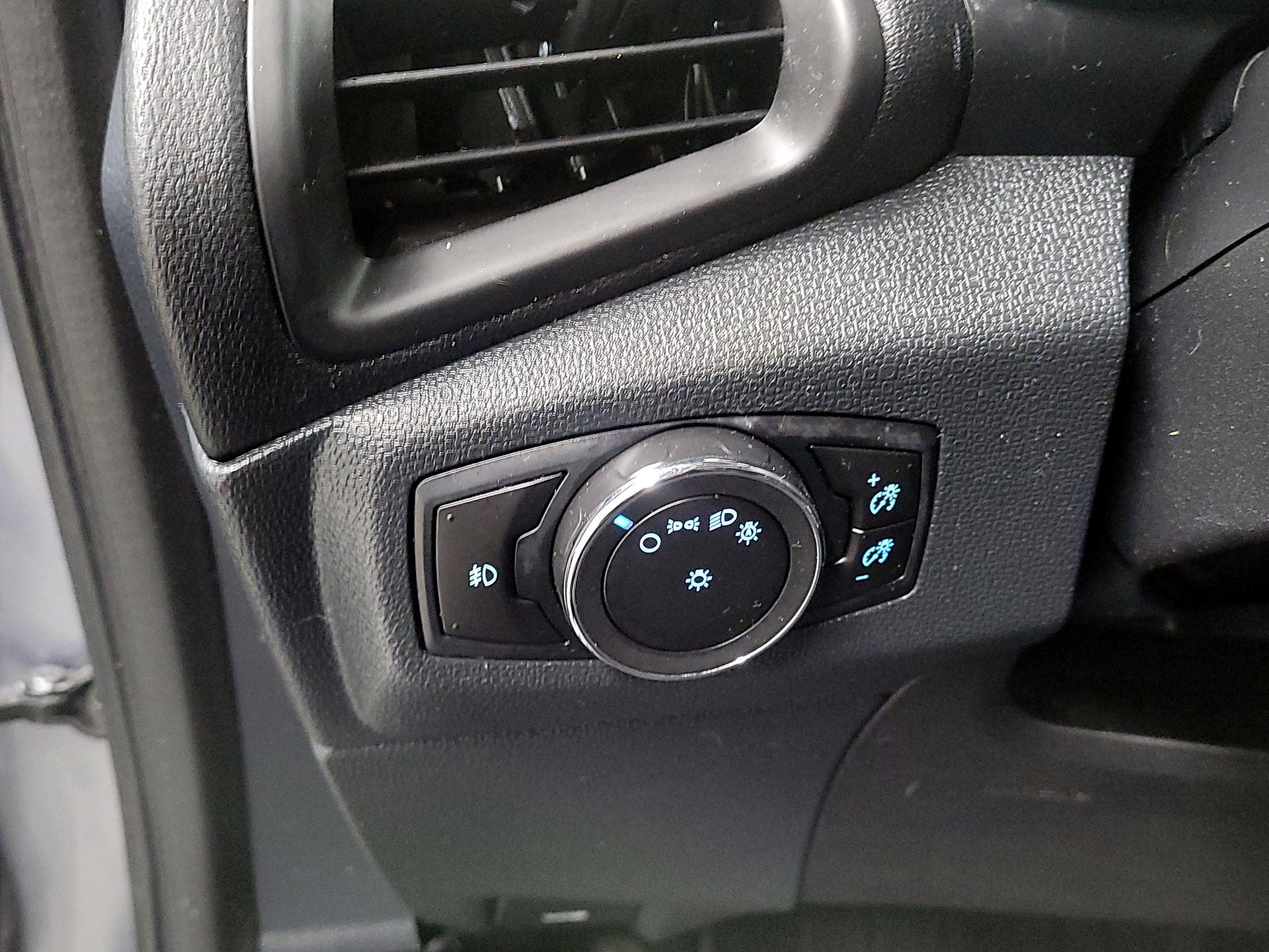 Thumbnail: 2020 Ford EcoSport - 13