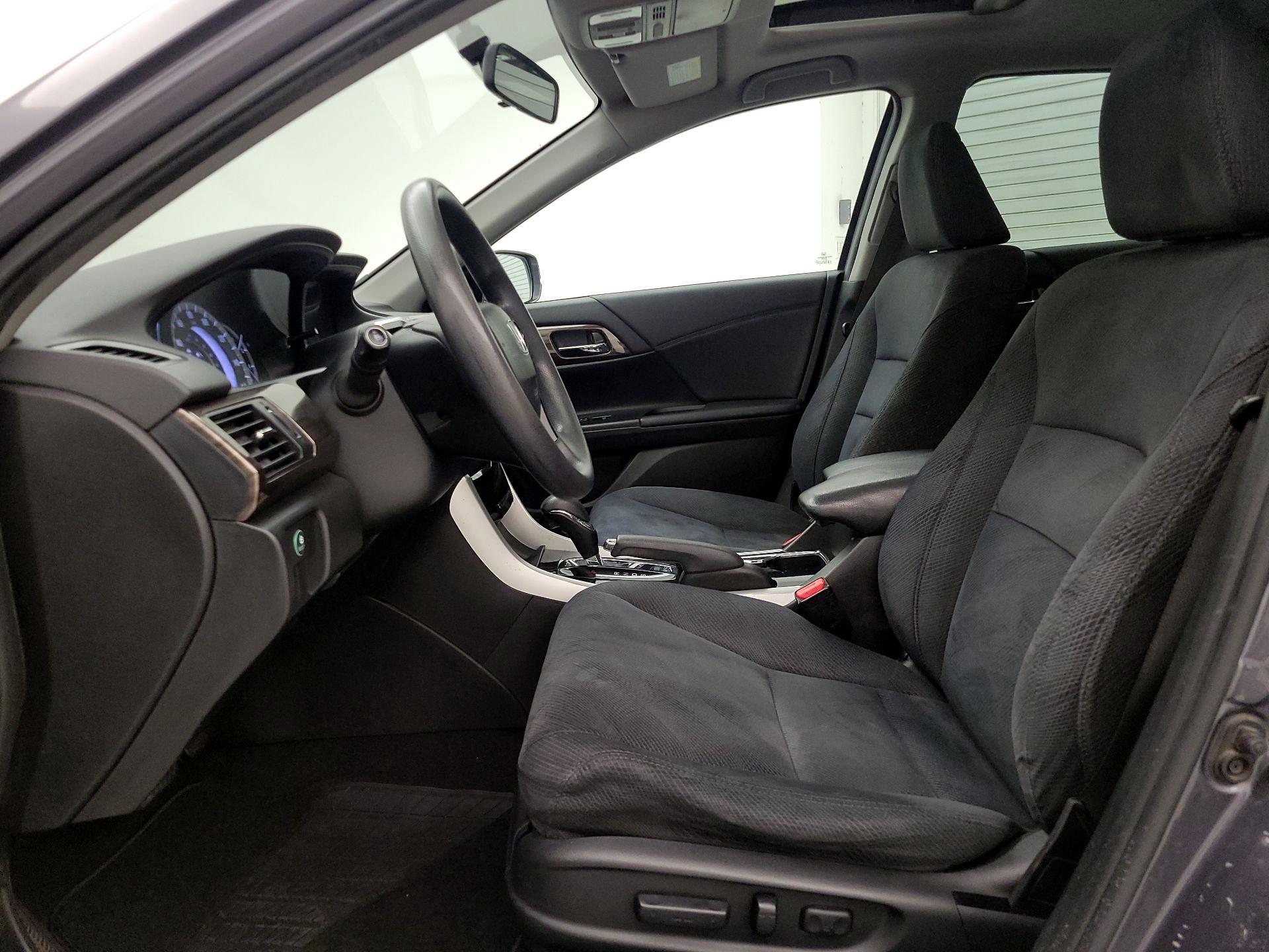 Thumbnail: 2016 Honda Accord - 11
