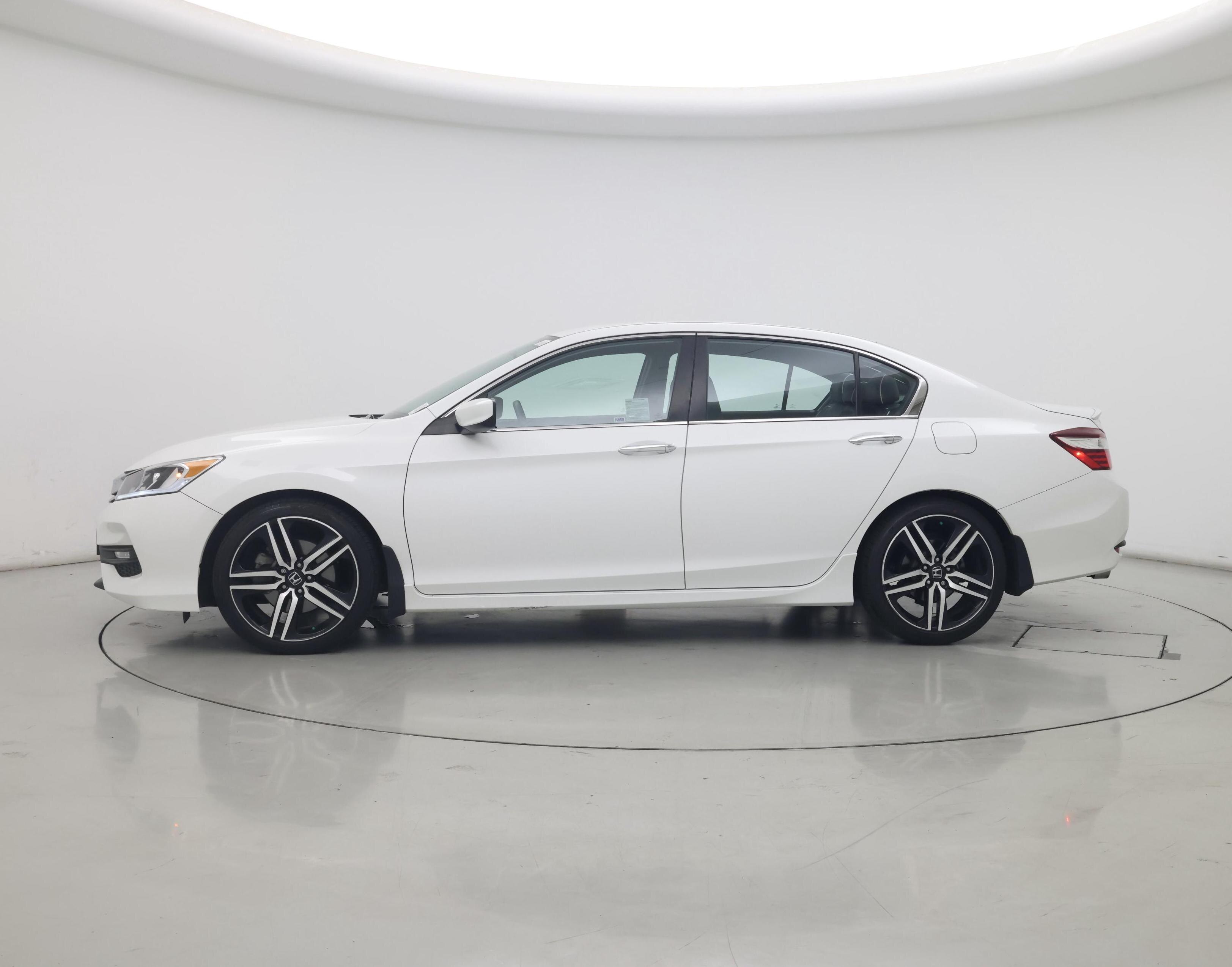 Thumbnail: 2016 Honda Accord - 3