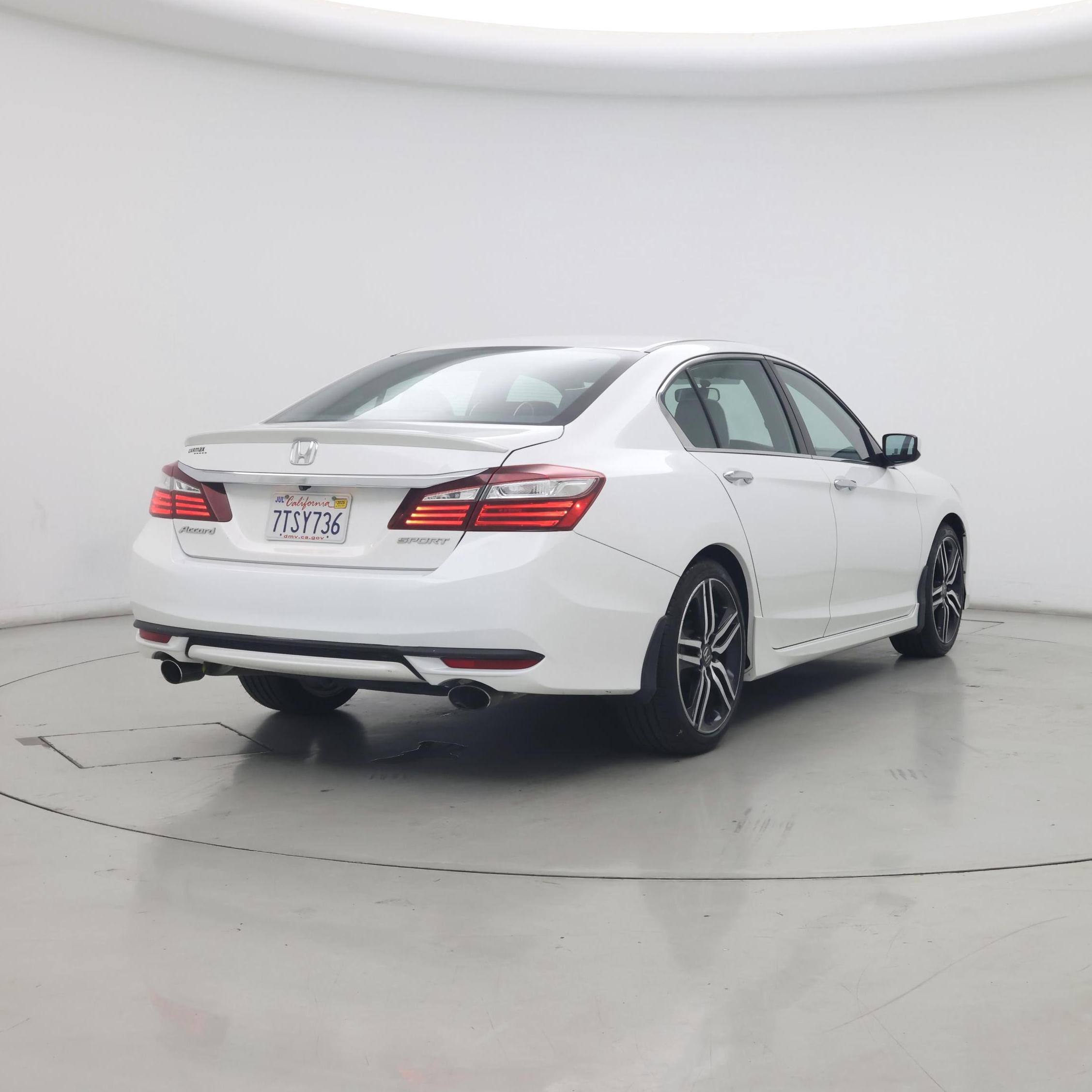 Thumbnail: 2016 Honda Accord - 8