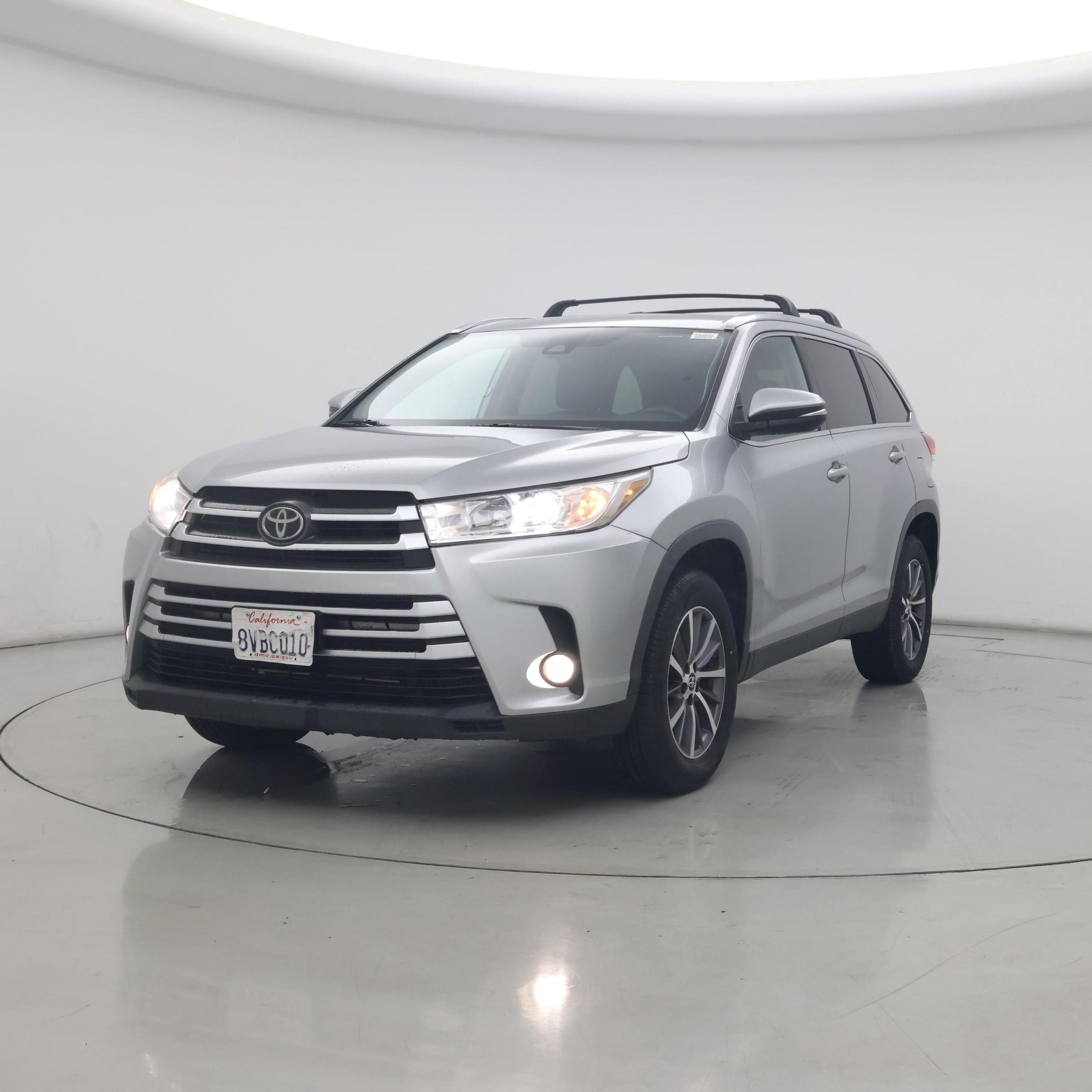 Thumbnail: 2019 Toyota Highlander - 4