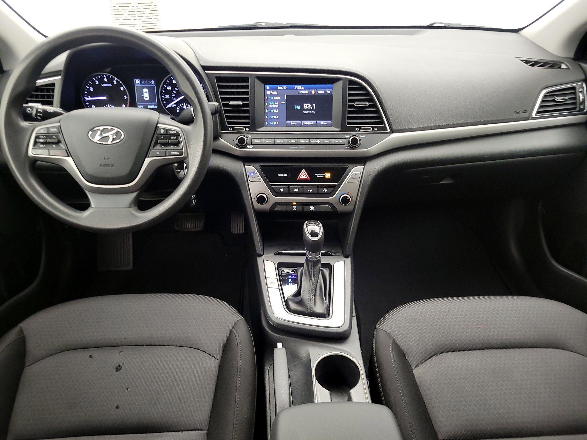 Thumbnail: 2018 Hyundai Elantra - 9