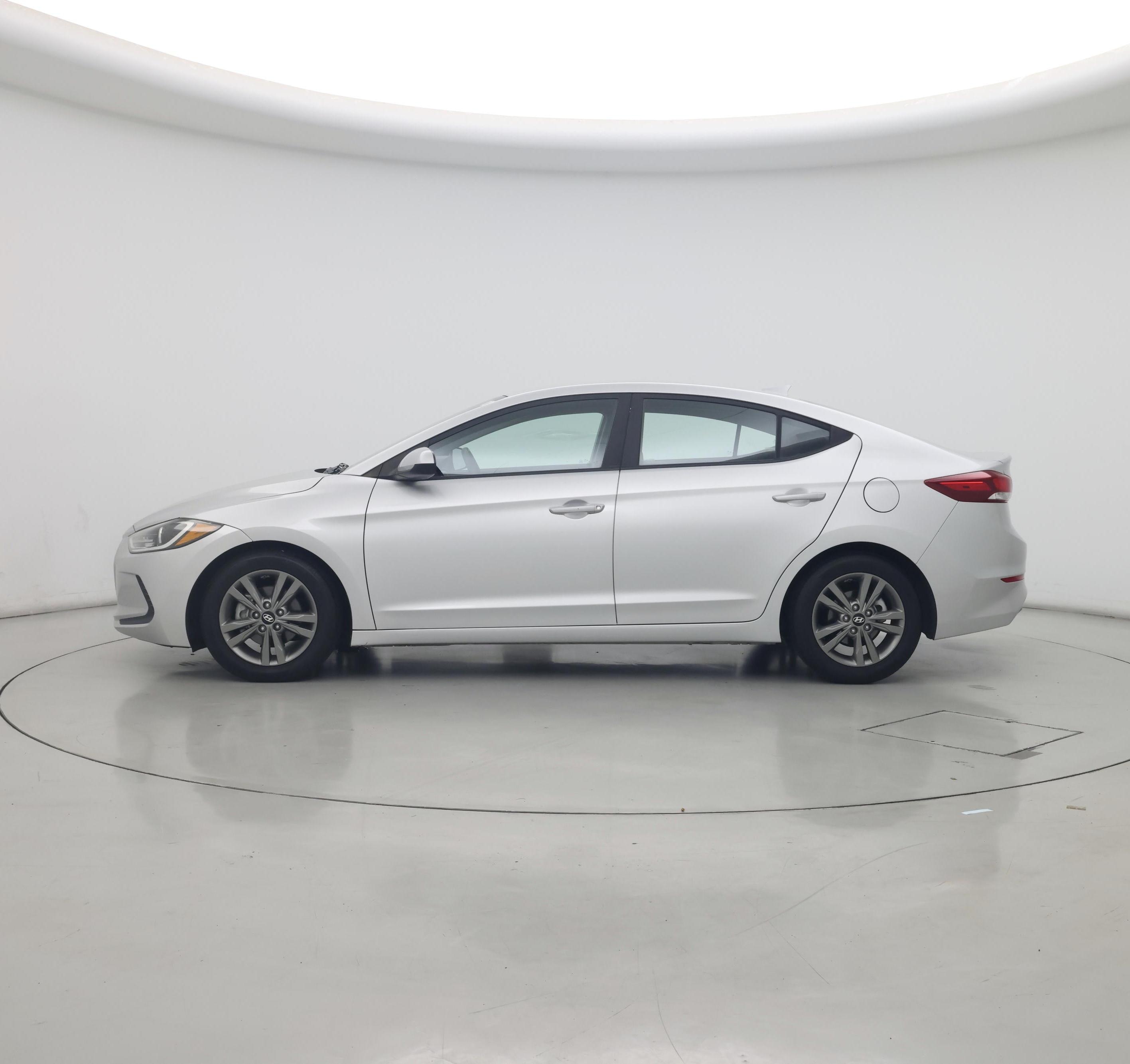 Thumbnail: 2018 Hyundai Elantra - 3