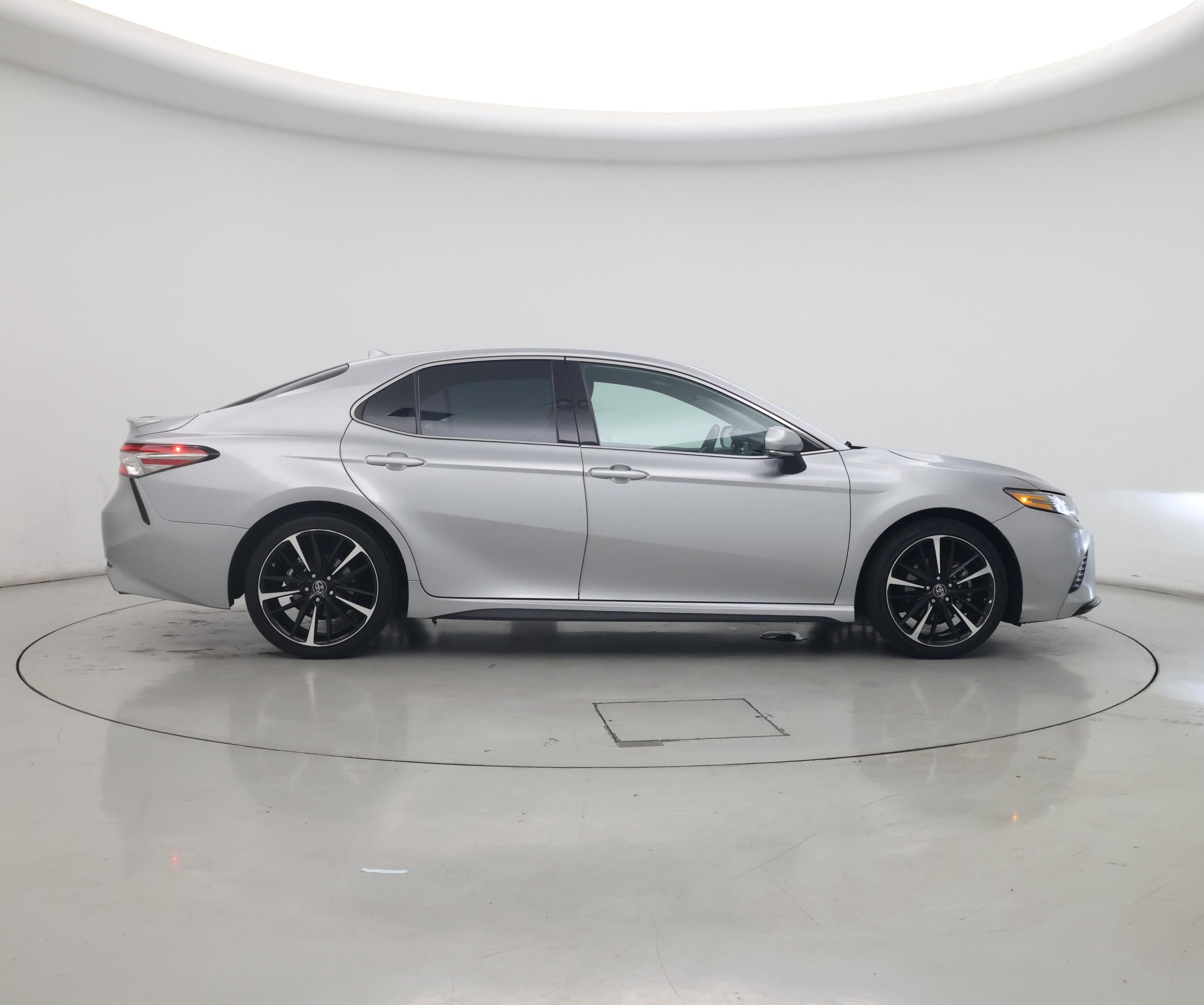 Thumbnail: 2019 Toyota Camry - 7