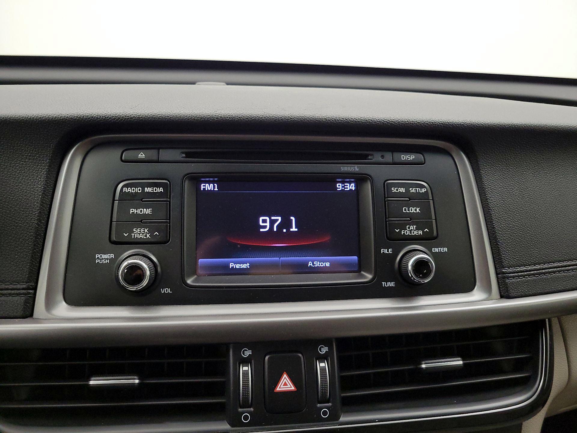 Thumbnail: 2016 Kia Optima - 15