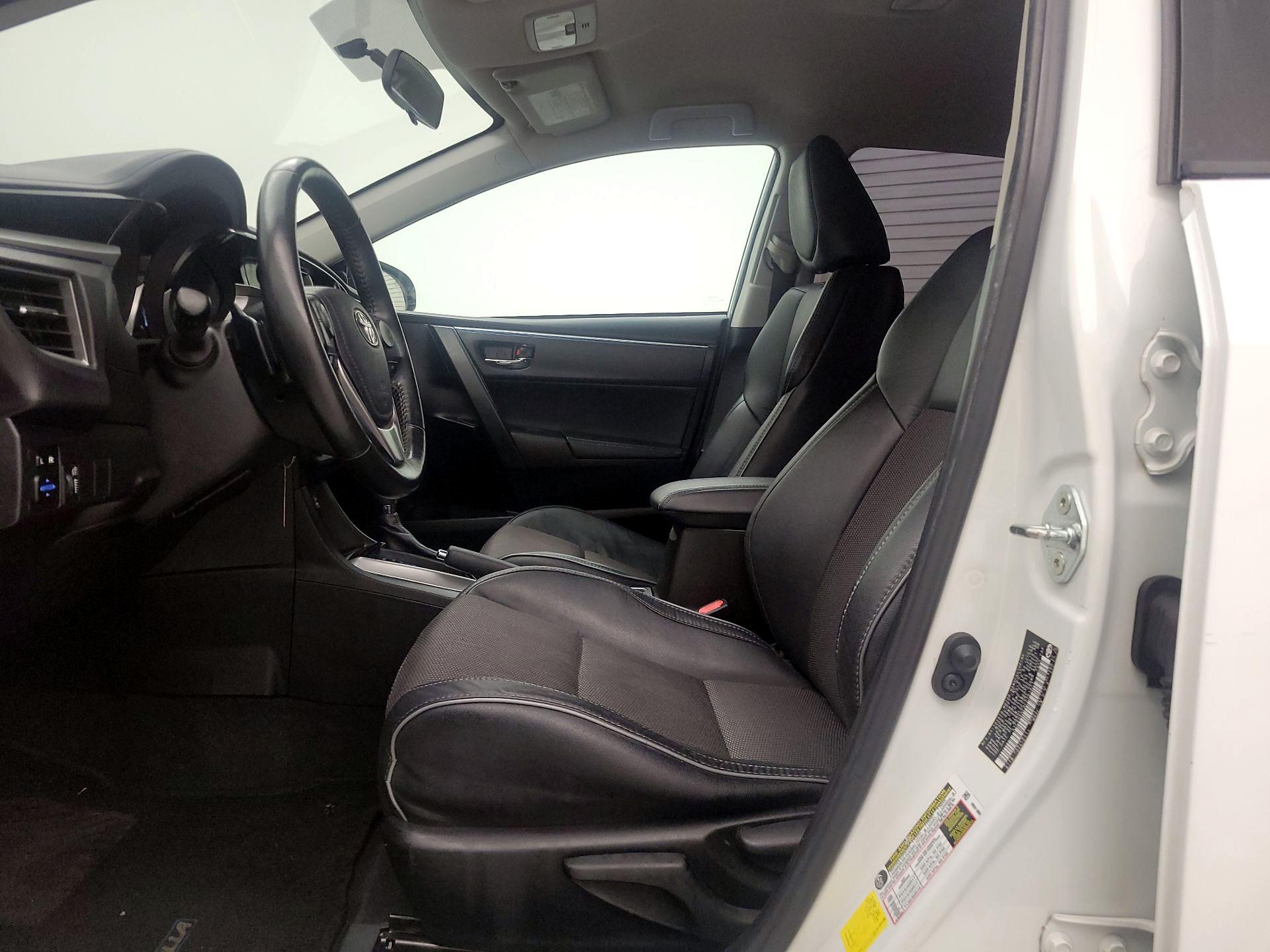 Thumbnail: 2015 Toyota Corolla - 11