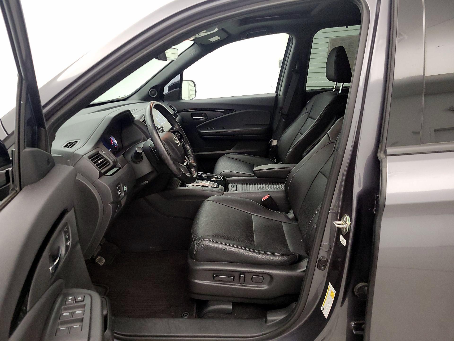 Thumbnail: 2019 Honda Passport - 11