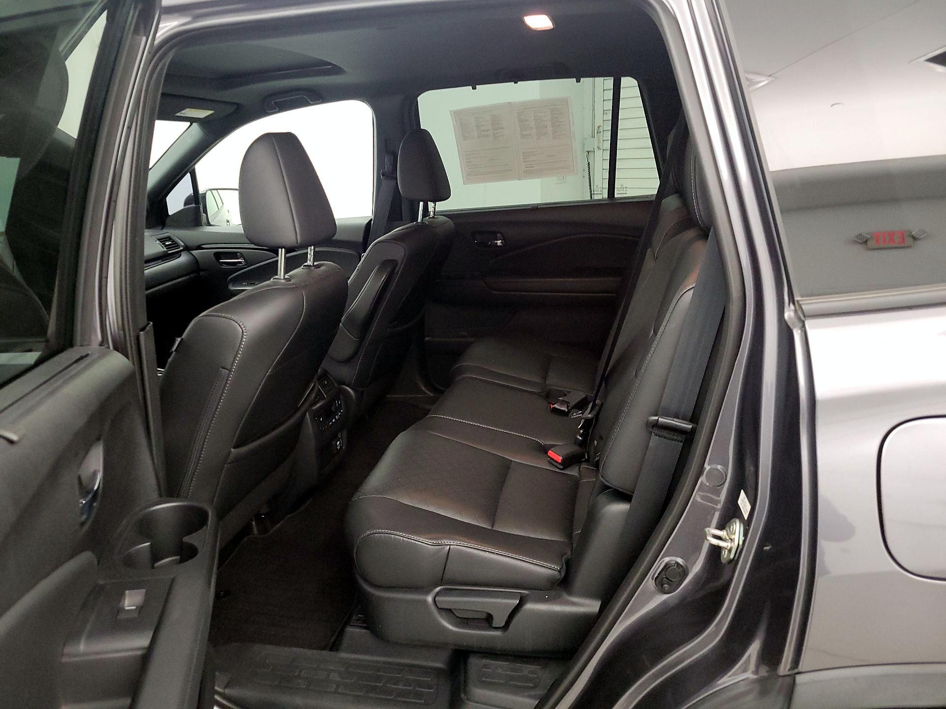 Thumbnail: 2019 Honda Passport - 17