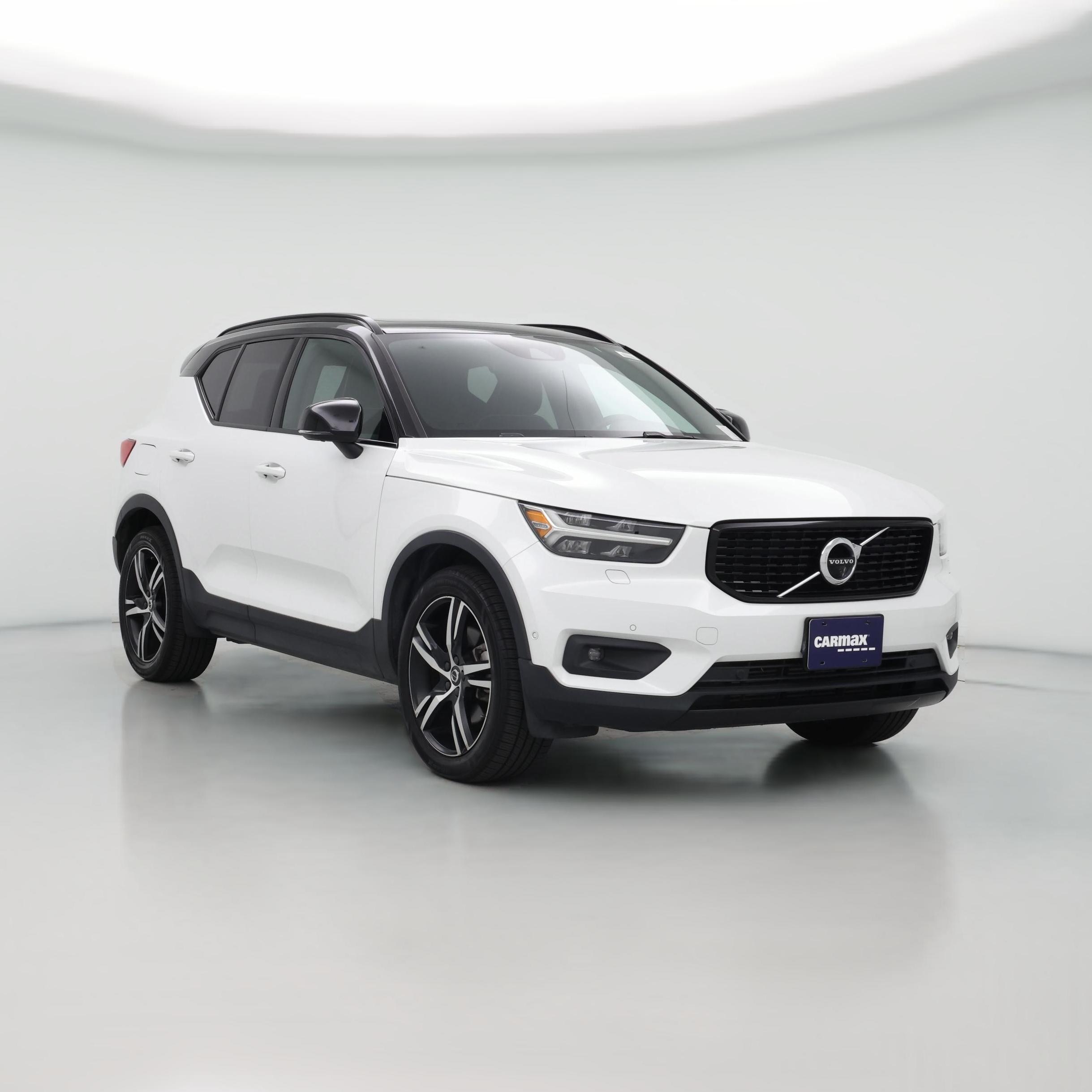 Thumbnail: 2021 Volvo XC40 - 1