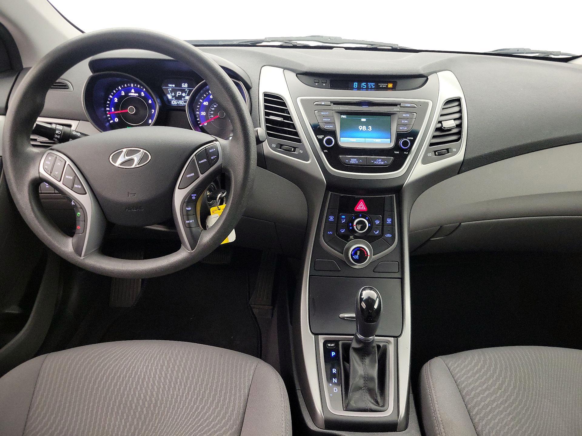 Thumbnail: 2015 Hyundai Elantra - 9