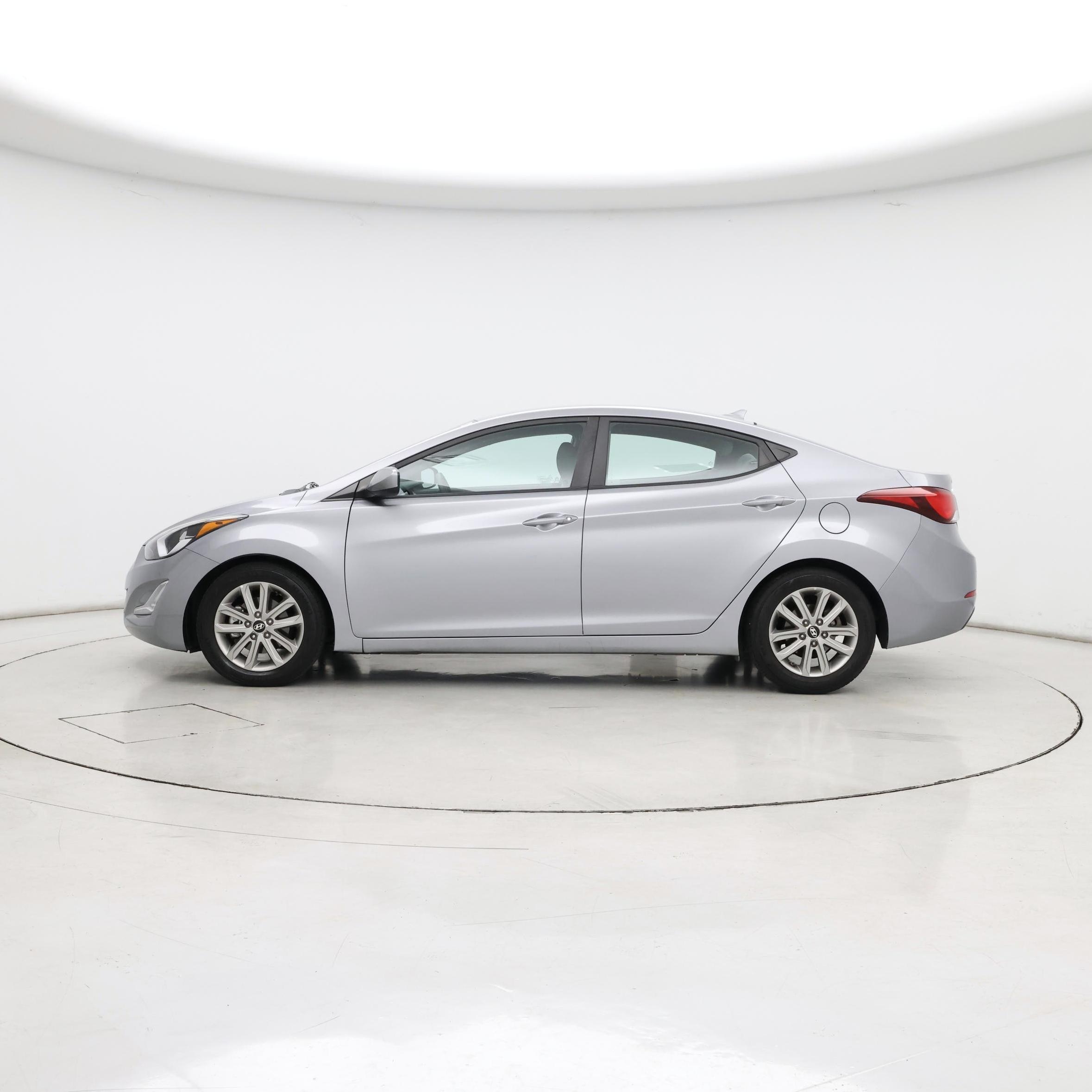 Thumbnail: 2015 Hyundai Elantra - 3