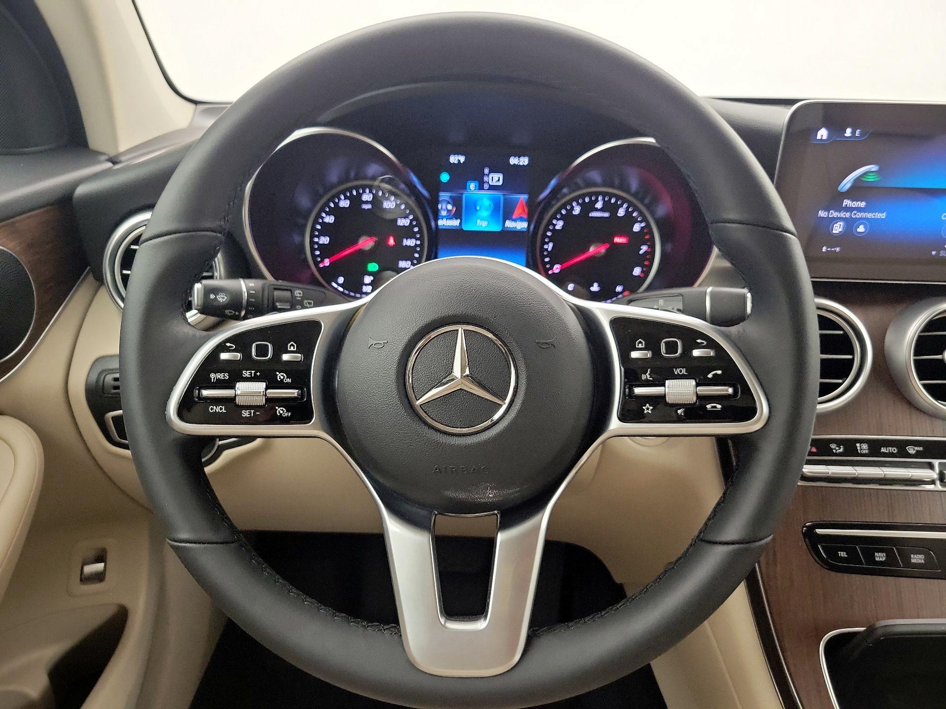 Thumbnail: 2022 Mercedes-Benz GLC - 10