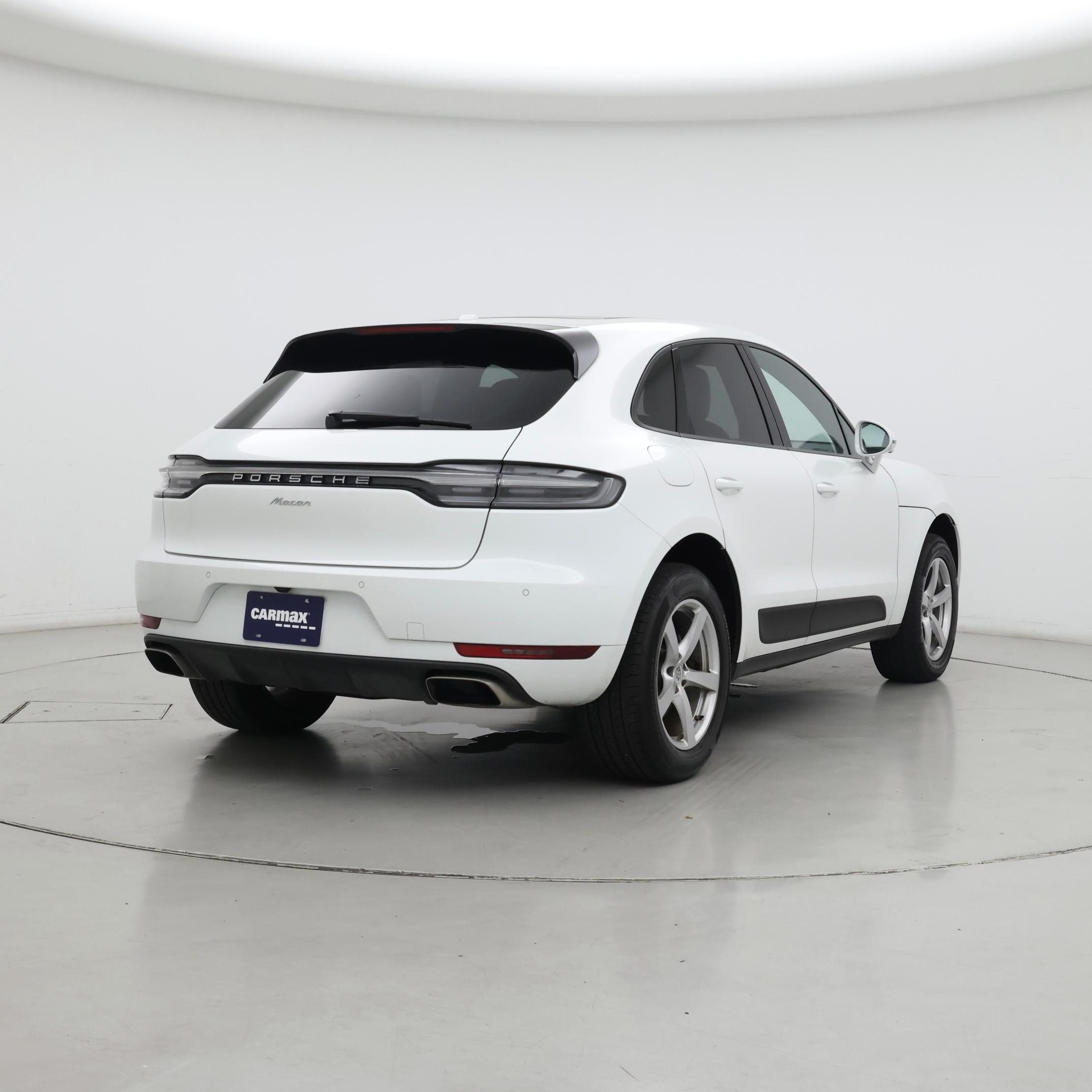 Thumbnail: 2021 Porsche Macan - 8