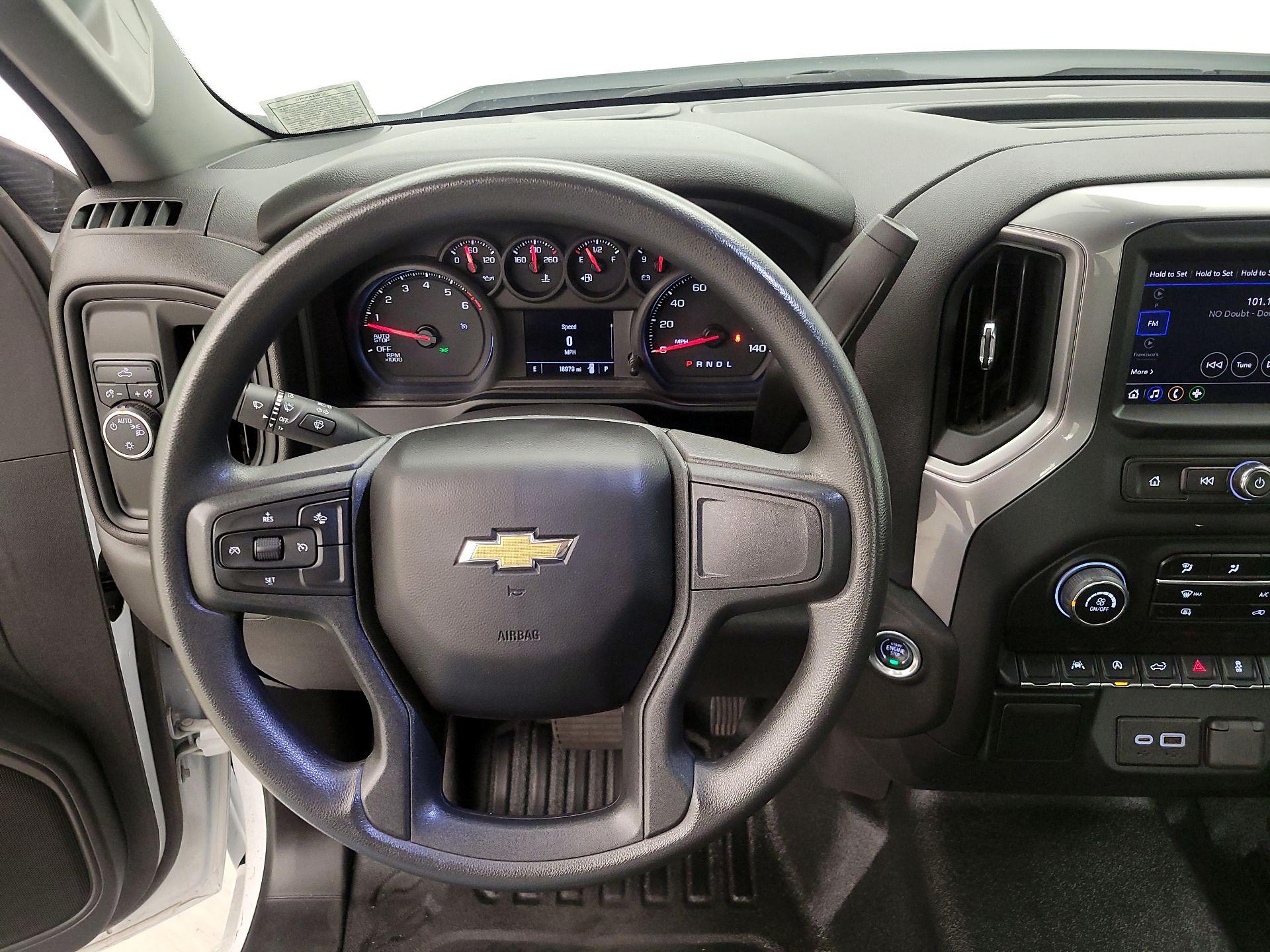 Thumbnail: 2024 Chevrolet Silverado 1500 - 10
