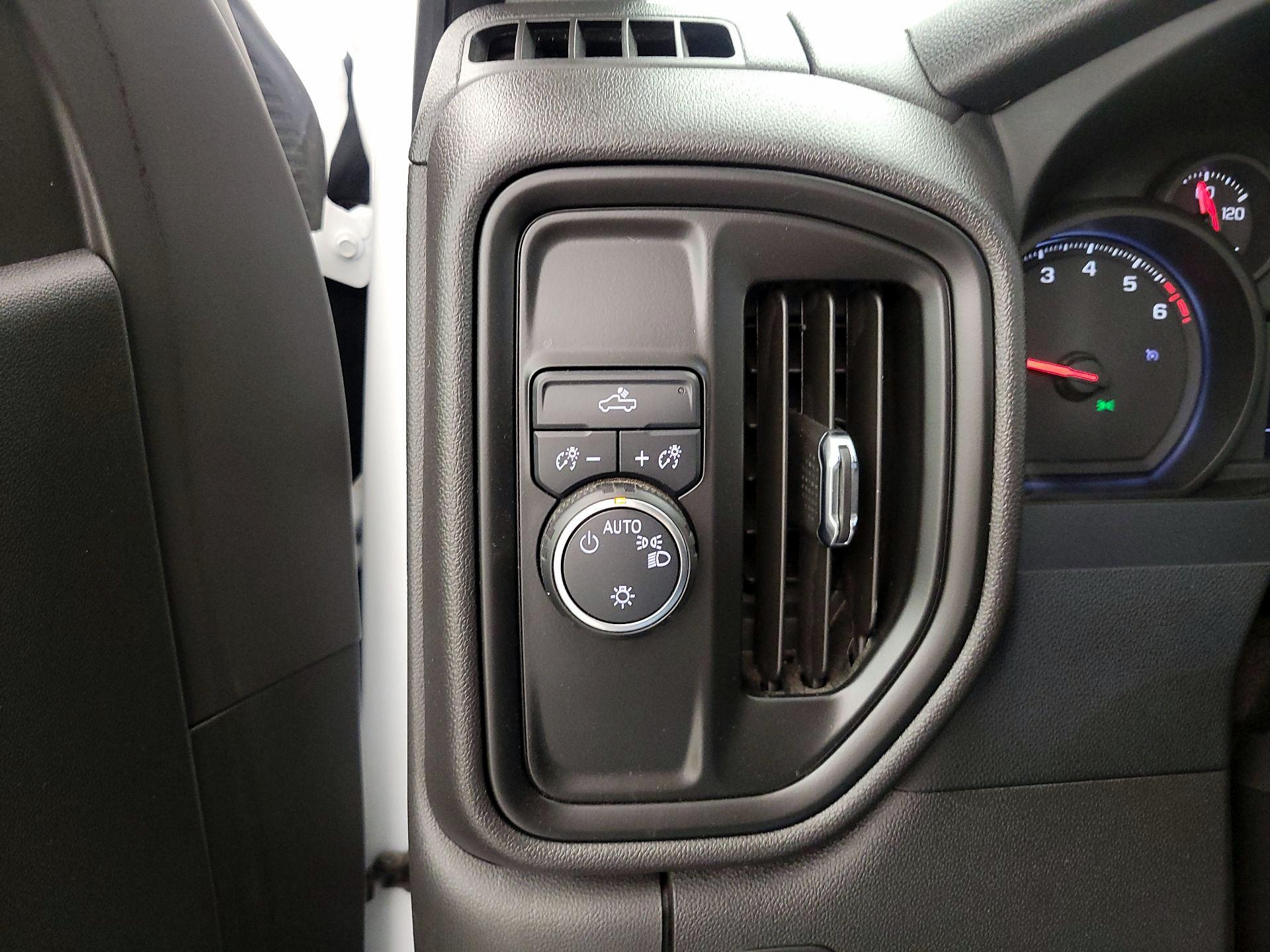 Thumbnail: 2024 Chevrolet Silverado 1500 - 13