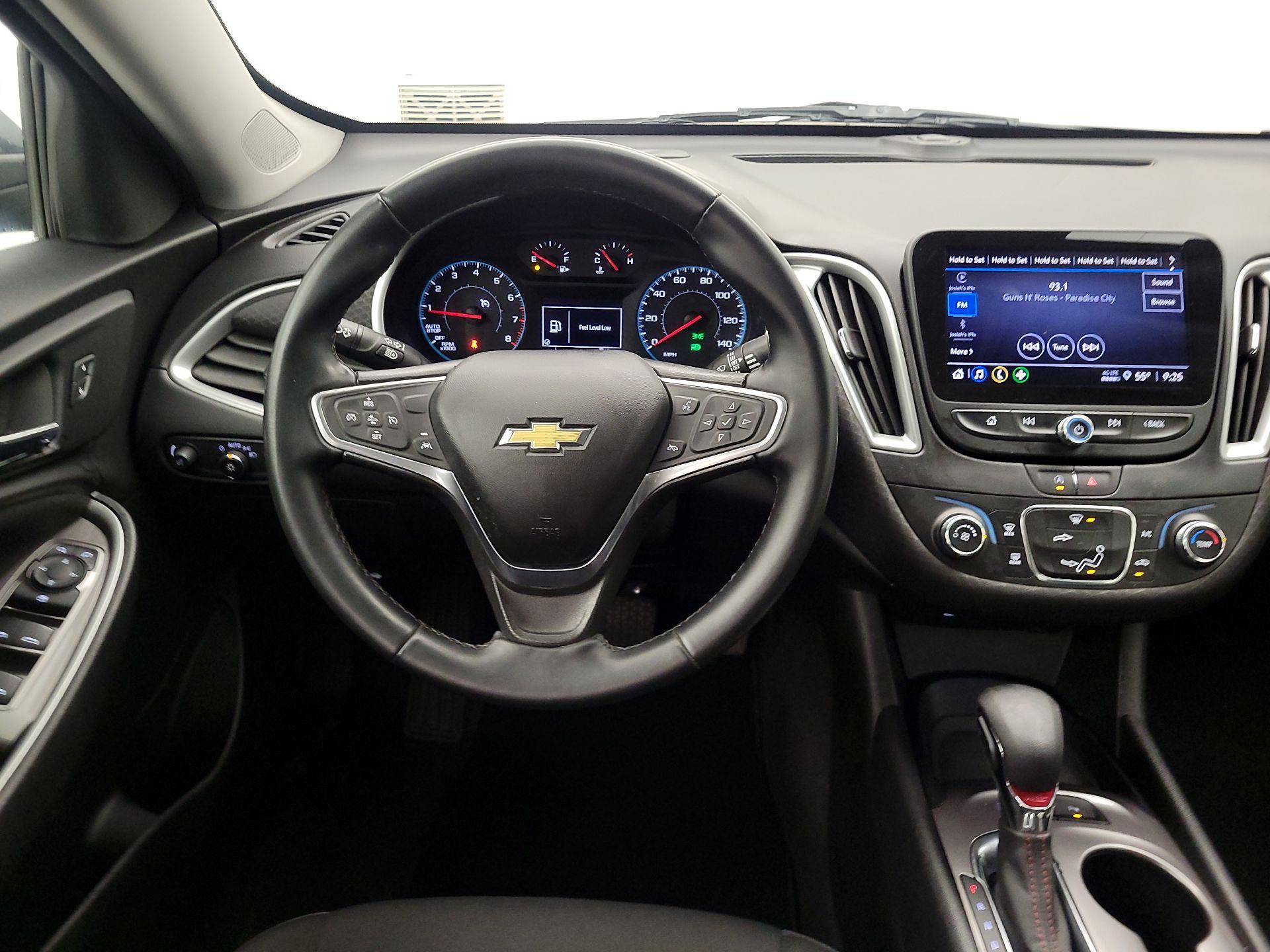 Thumbnail: 2023 Chevrolet Malibu - 10