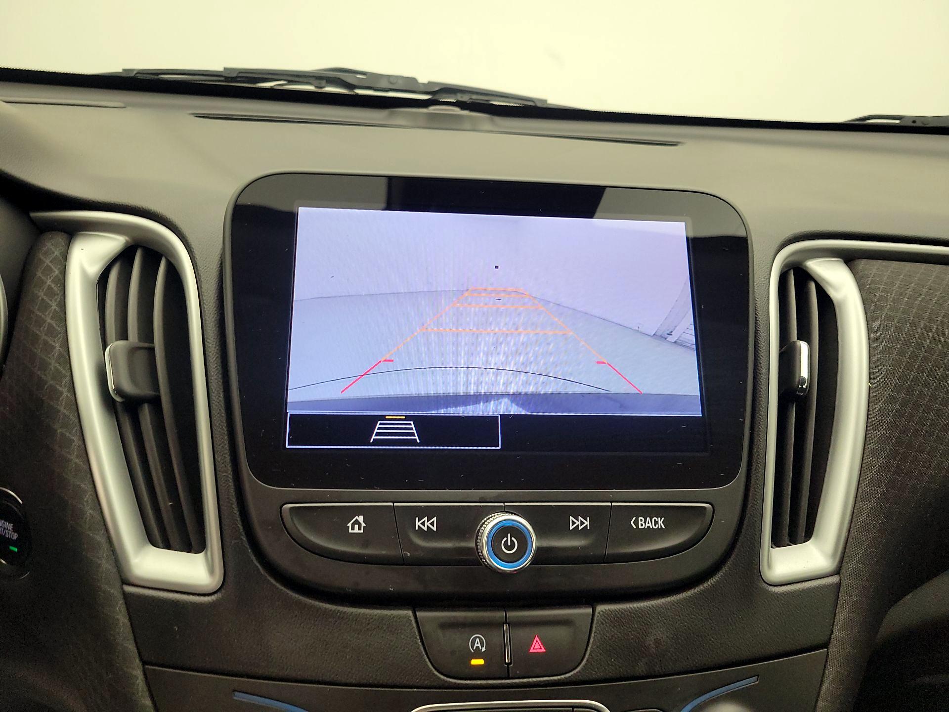 Thumbnail: 2023 Chevrolet Malibu - 14