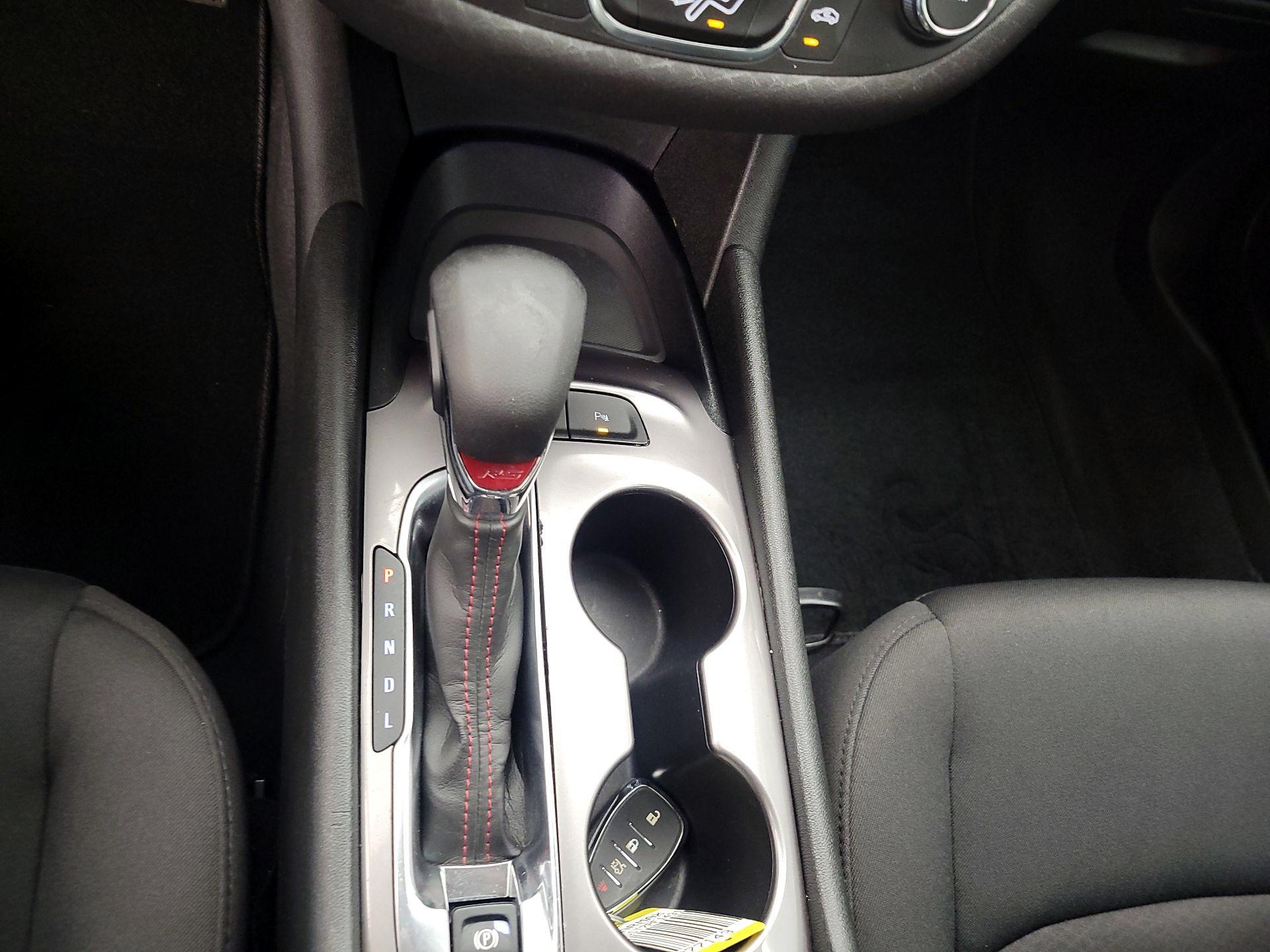 Thumbnail: 2023 Chevrolet Malibu - 17