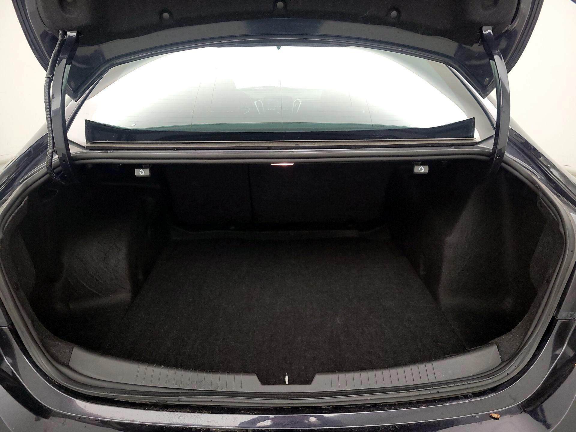 Thumbnail: 2023 Chevrolet Malibu - 20