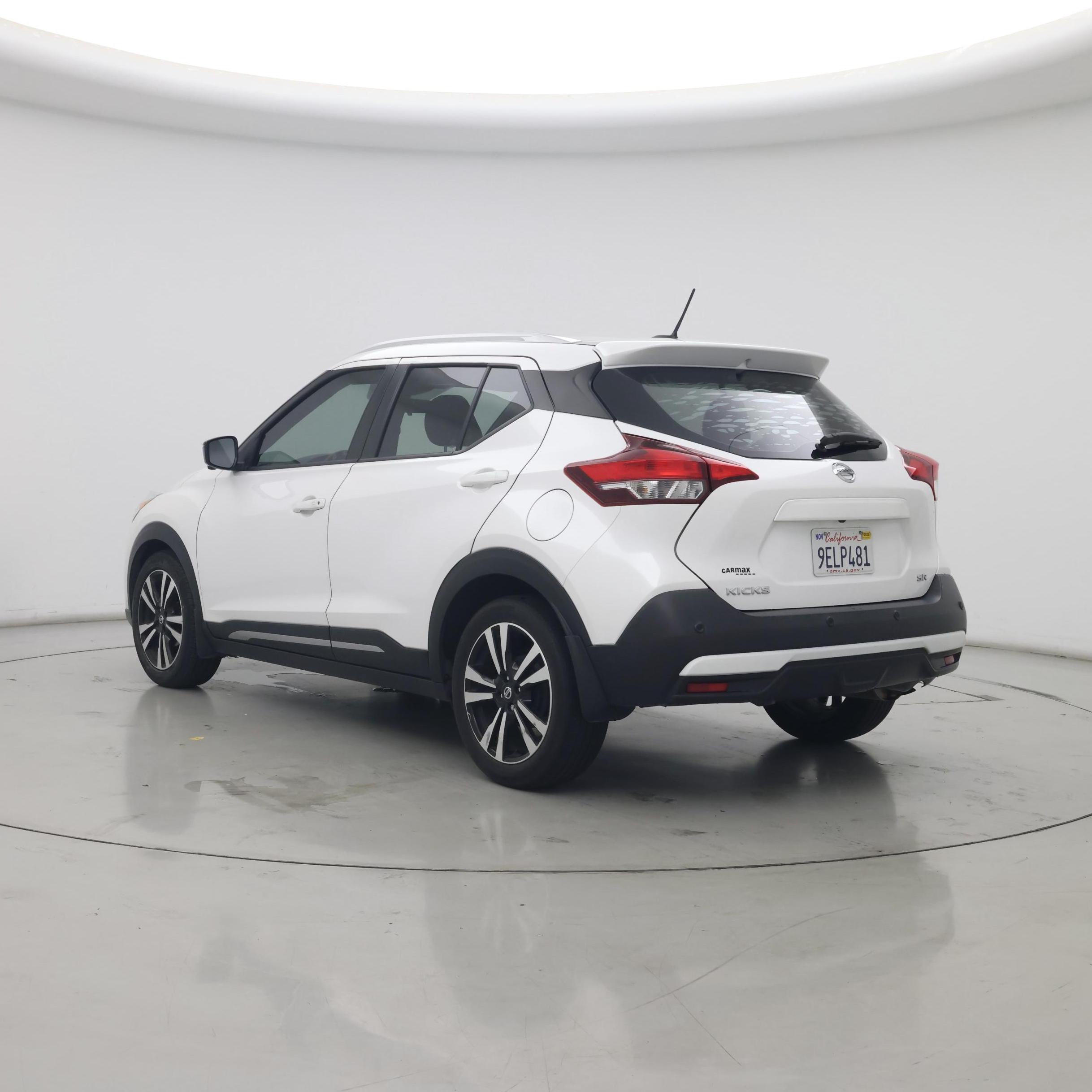 Thumbnail: 2020 Nissan Kicks - 2