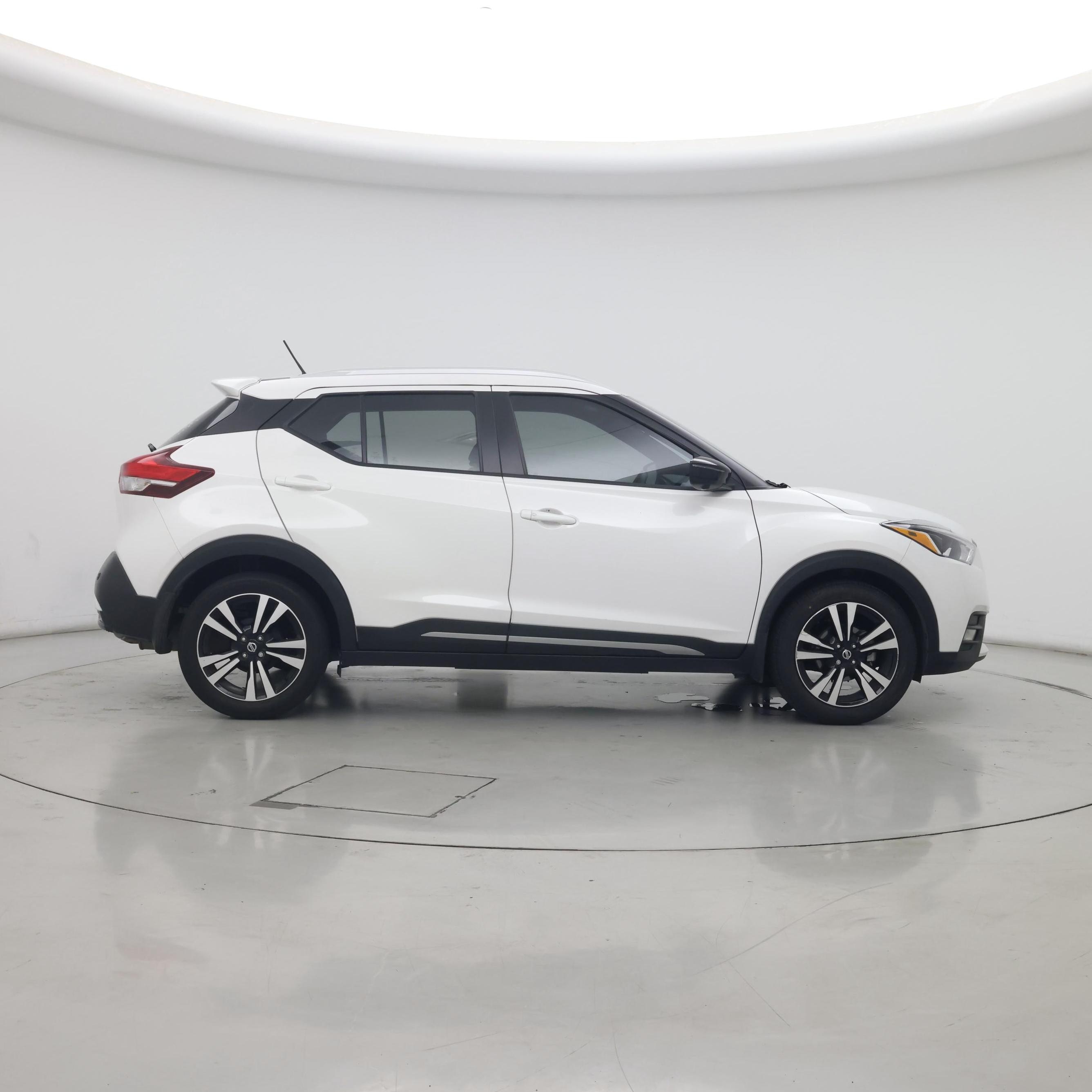 Thumbnail: 2020 Nissan Kicks - 7