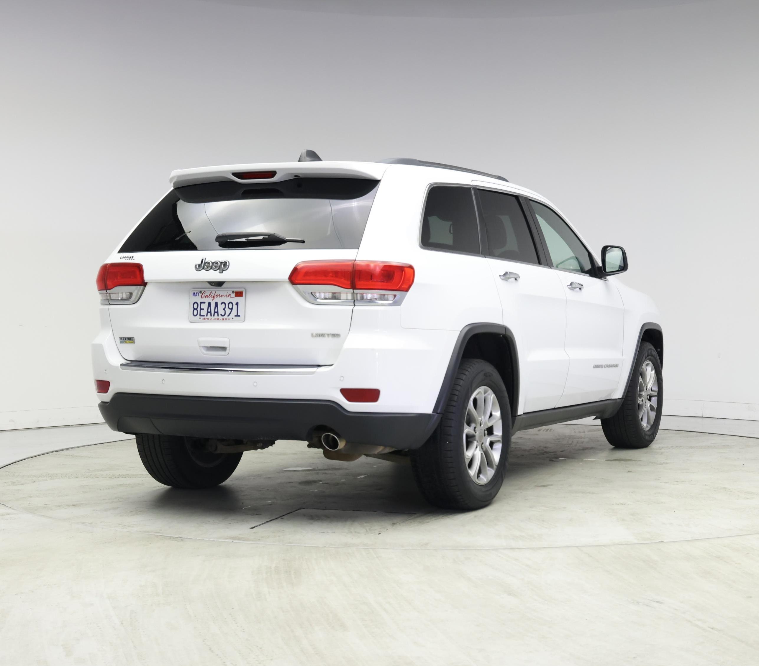 Thumbnail: 2015 Jeep Grand Cherokee - 8