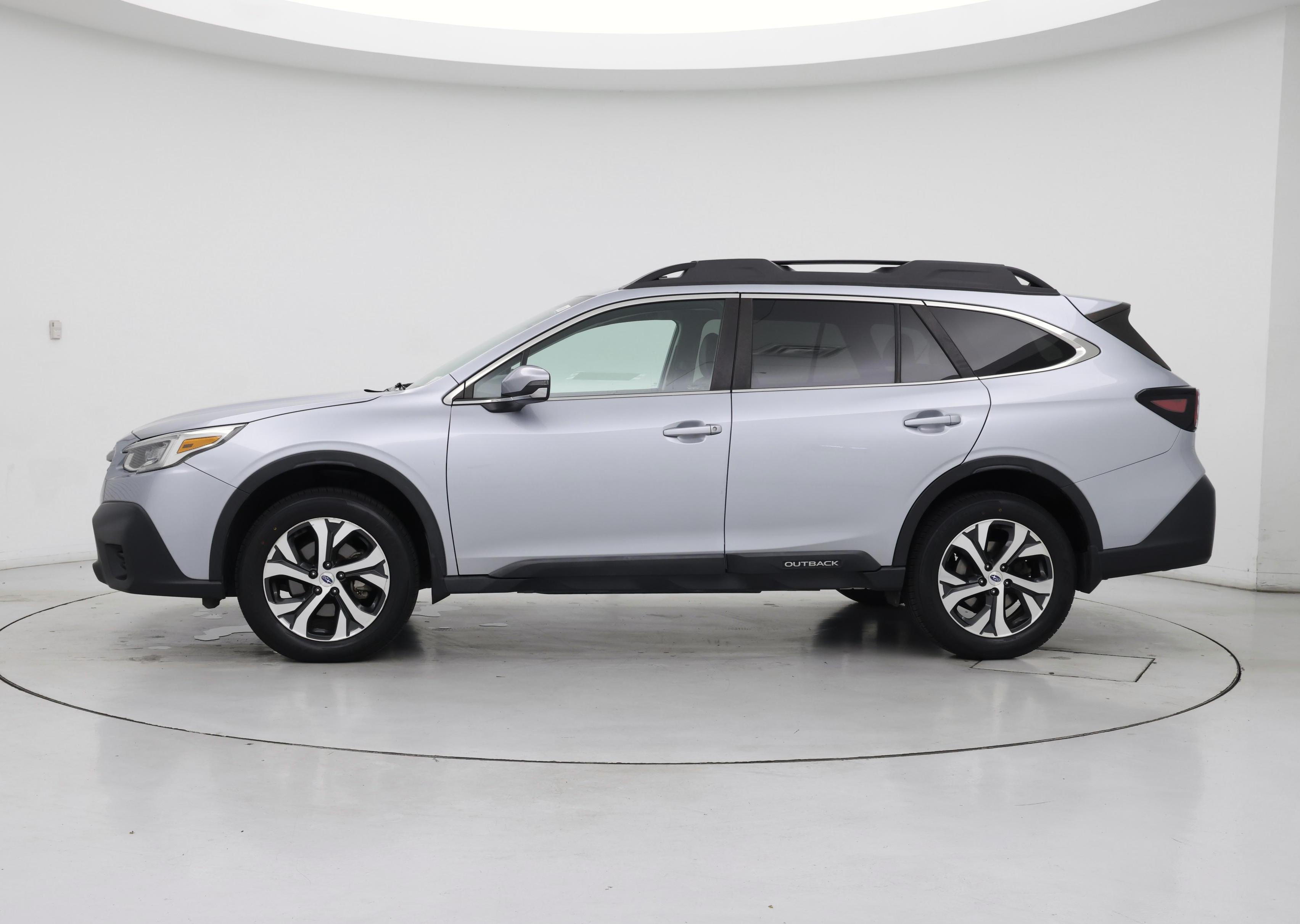 Thumbnail: 2021 Subaru Outback - 3