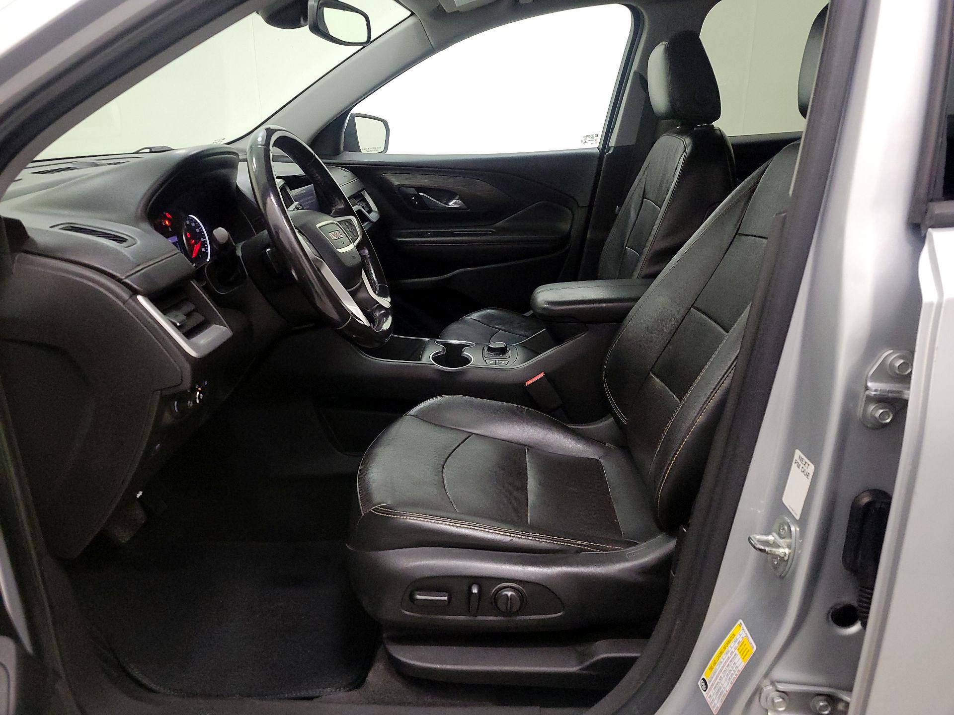 Thumbnail: 2020 GMC Terrain - 11
