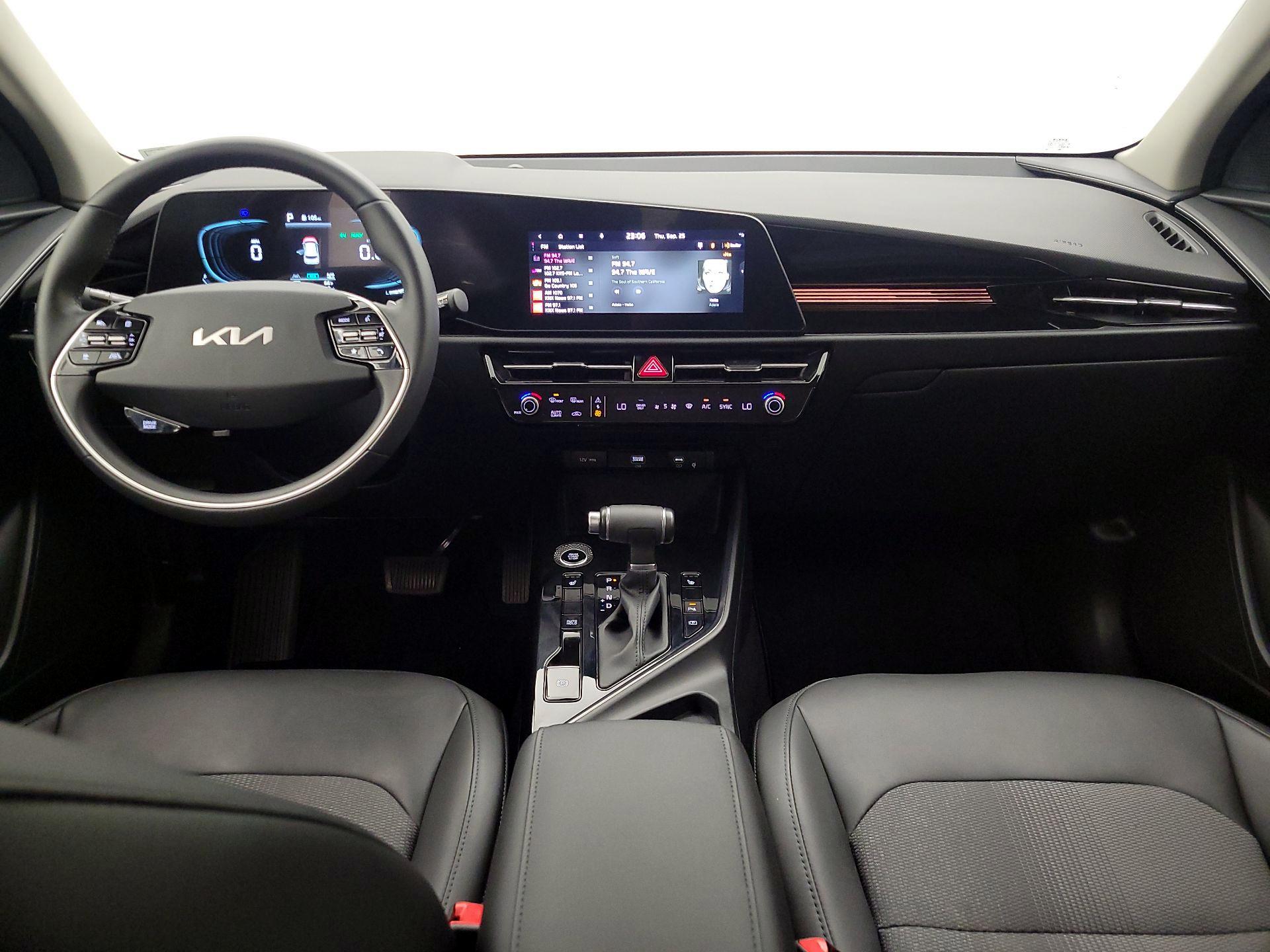 Thumbnail: 2023 Kia Niro - 9
