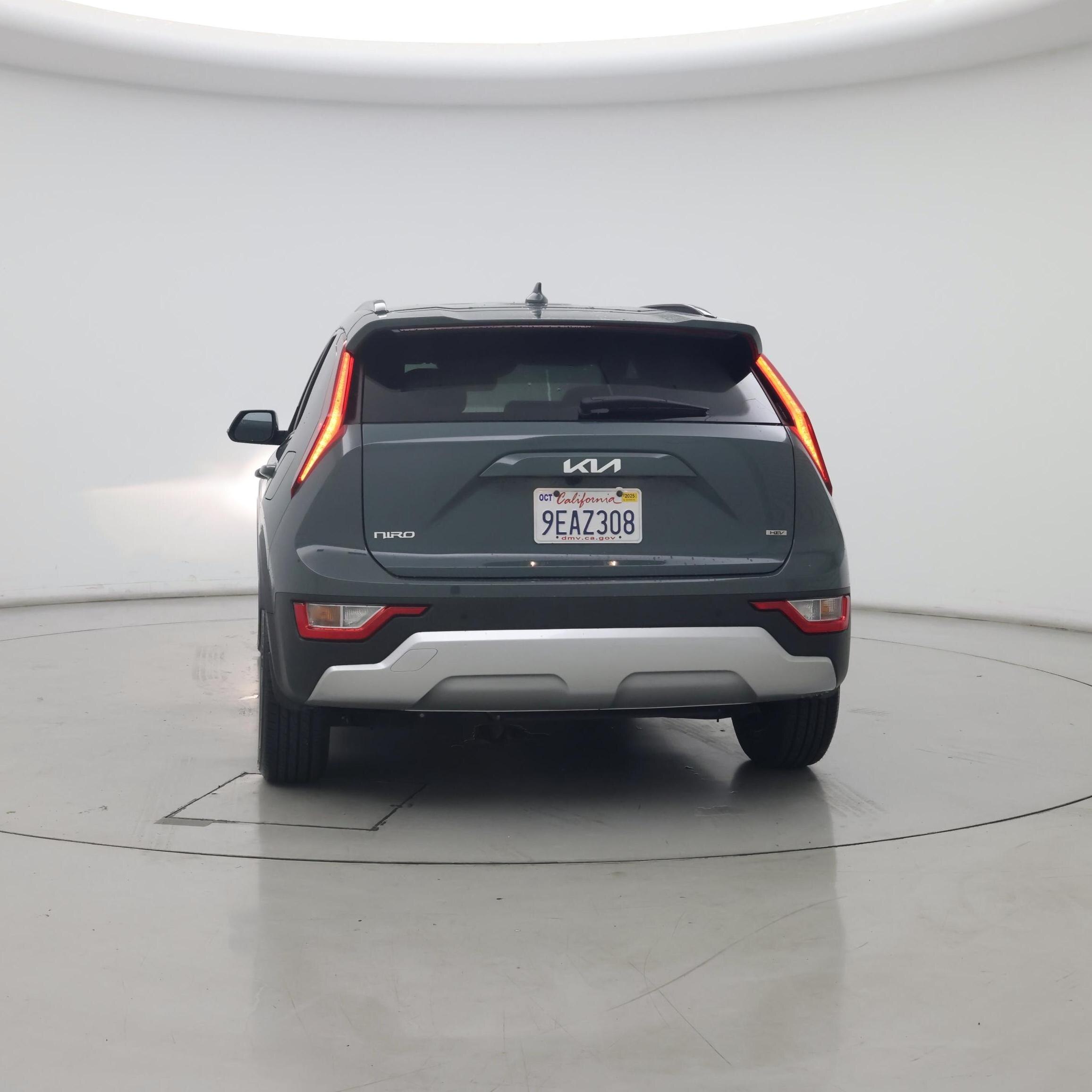 Thumbnail: 2023 Kia Niro - 6