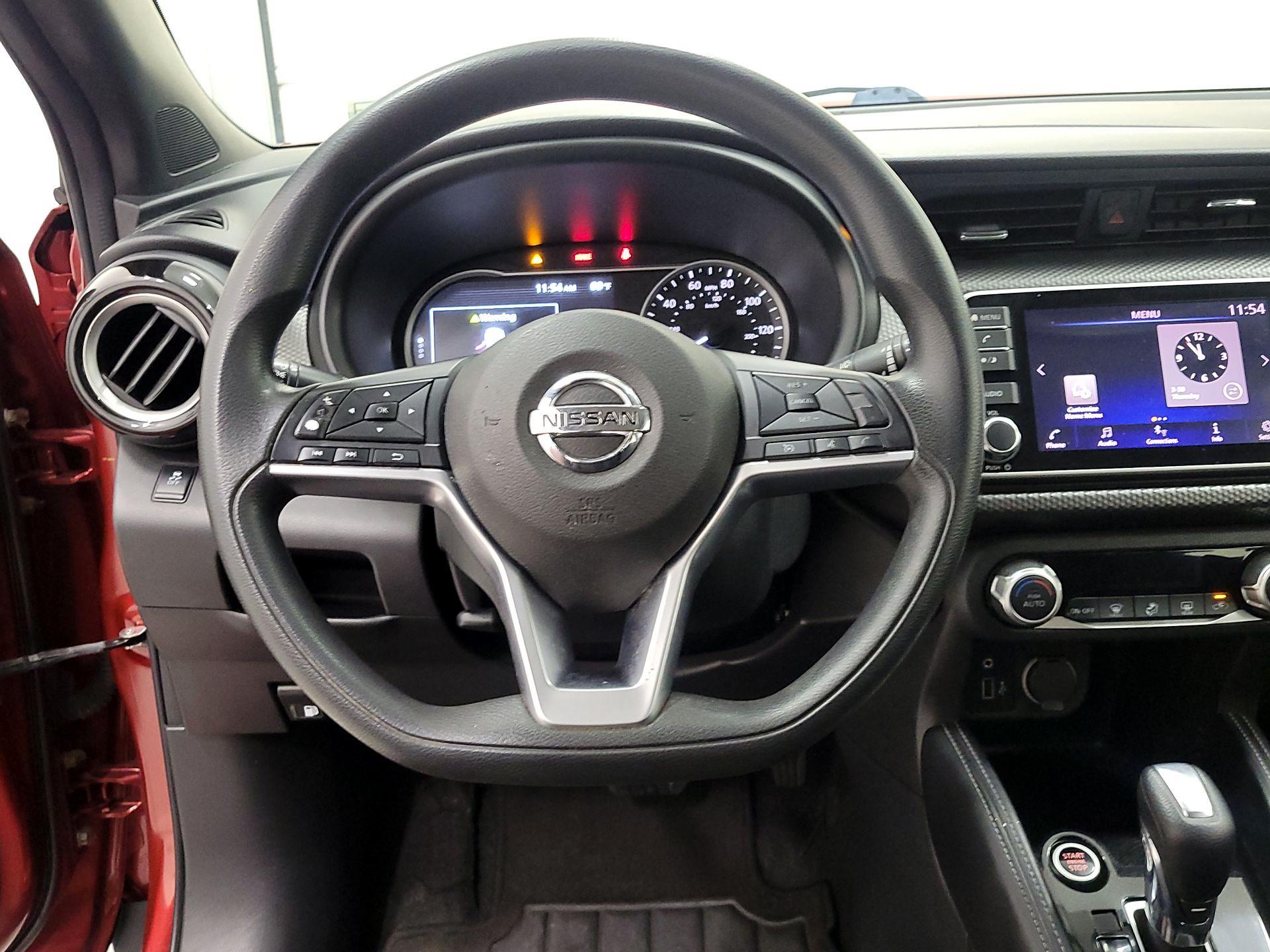 Thumbnail: 2018 Nissan Kicks - 10