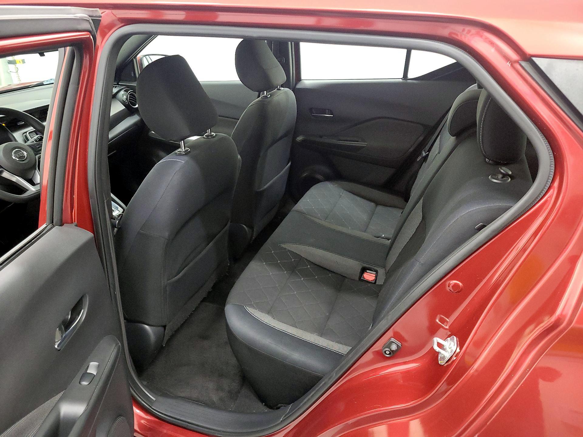 Thumbnail: 2018 Nissan Kicks - 19