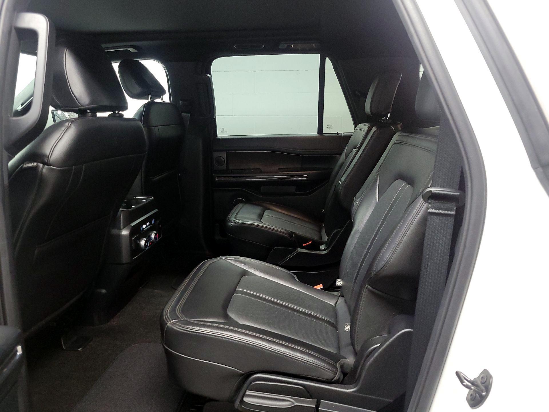 Thumbnail: 2021 Ford Expedition - 17