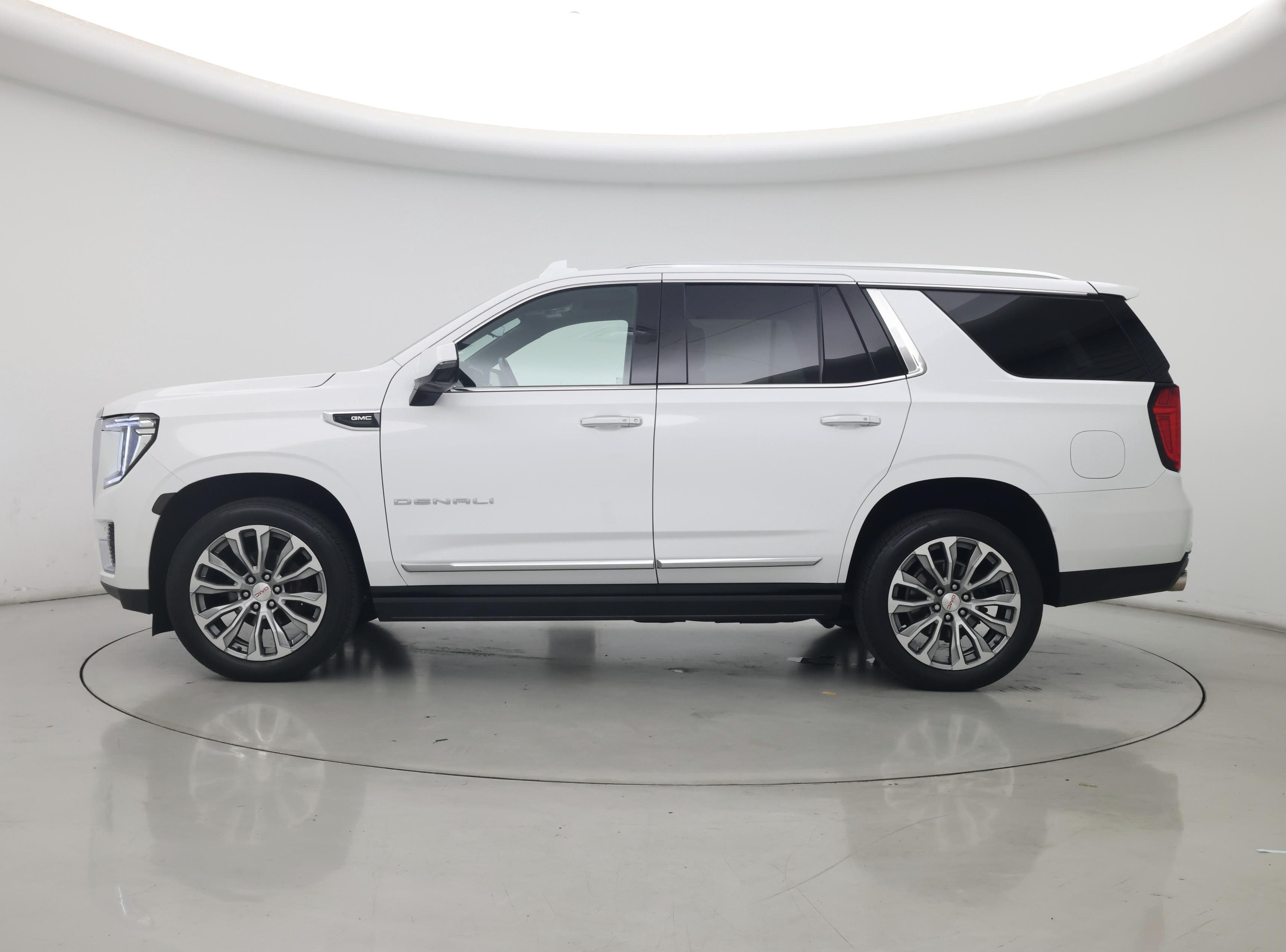 Thumbnail: 2022 GMC Yukon - 3