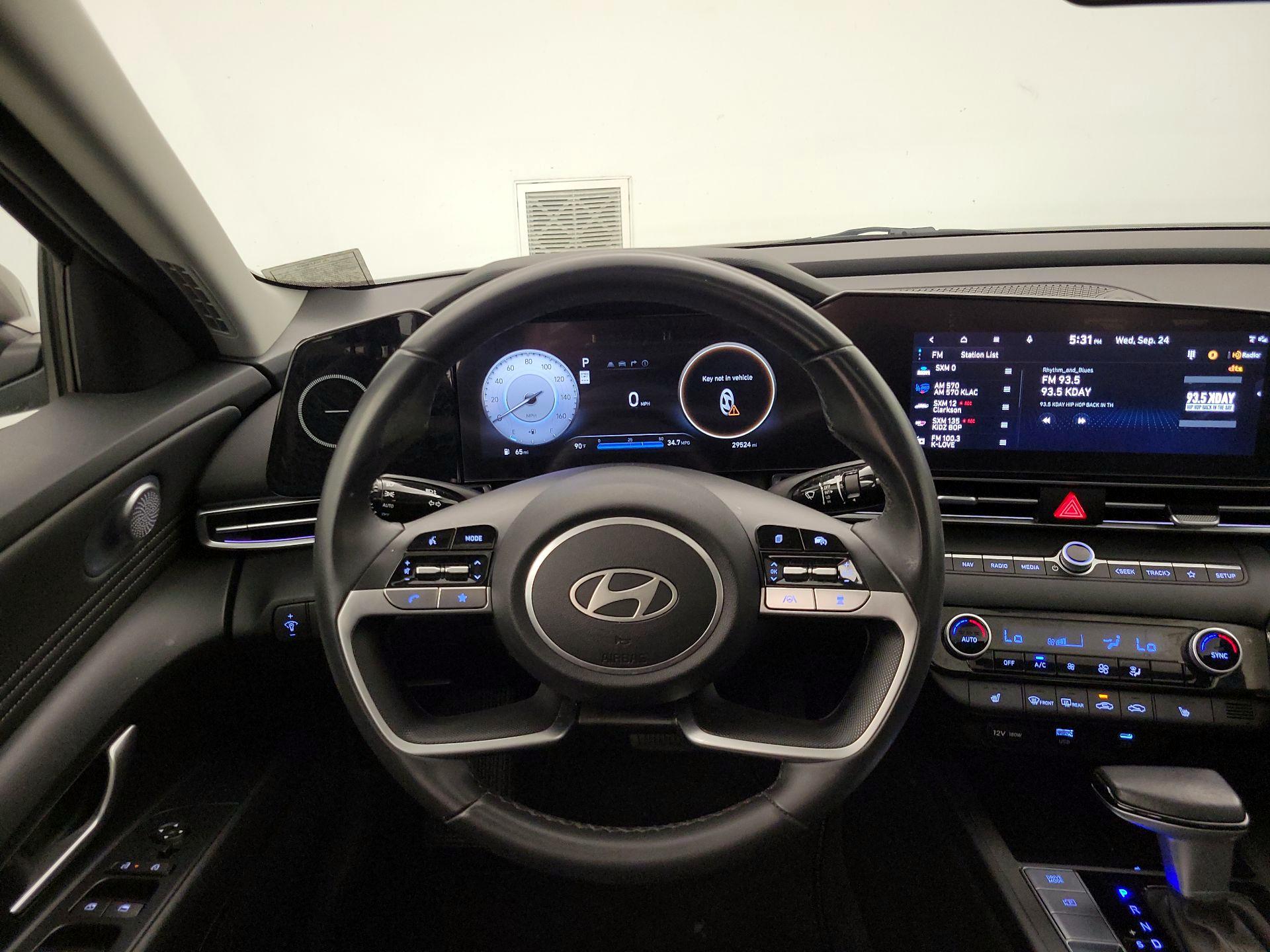 Thumbnail: 2024 Hyundai Elantra - 10