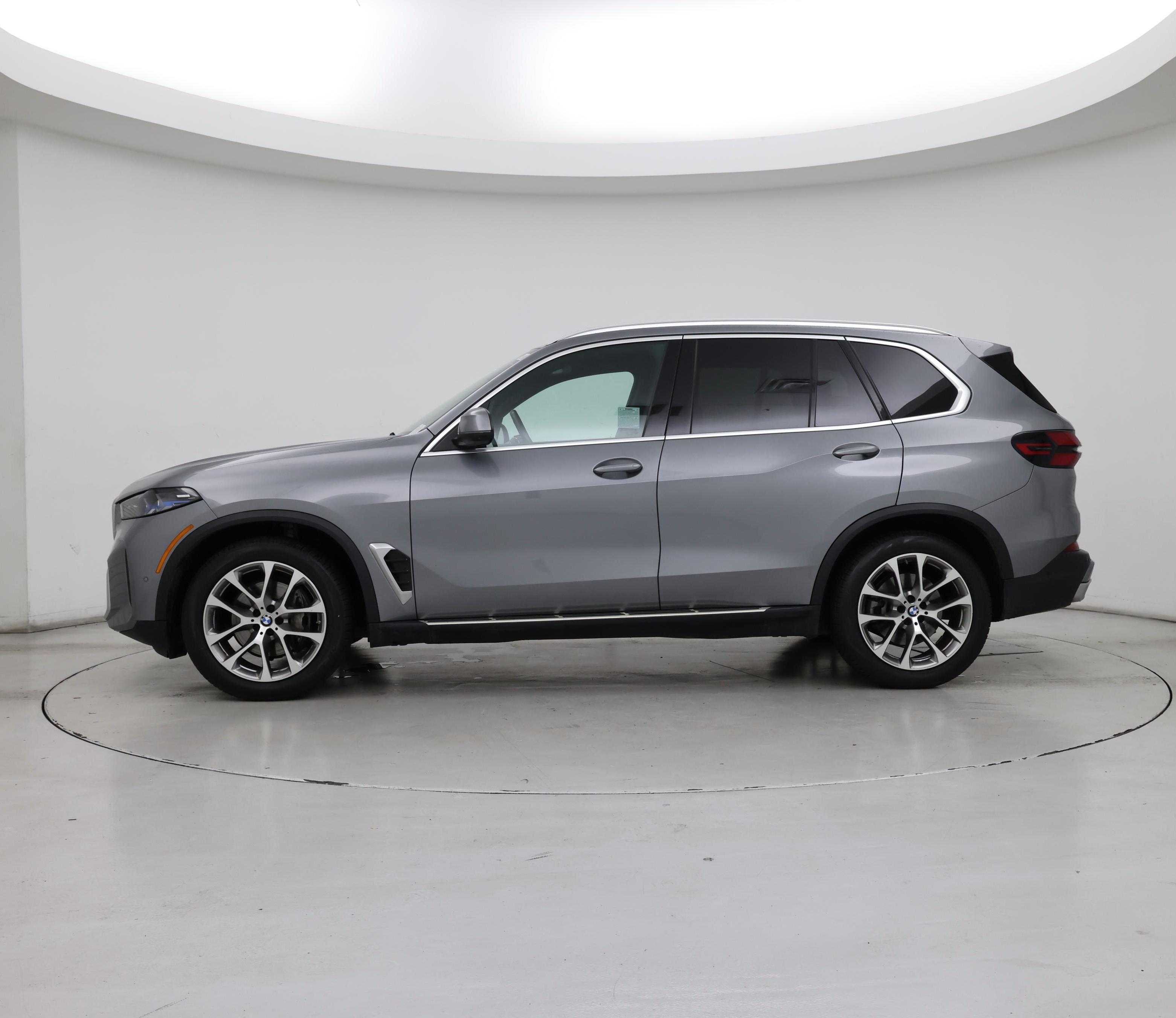 Thumbnail: 2024 BMW X5 - 3