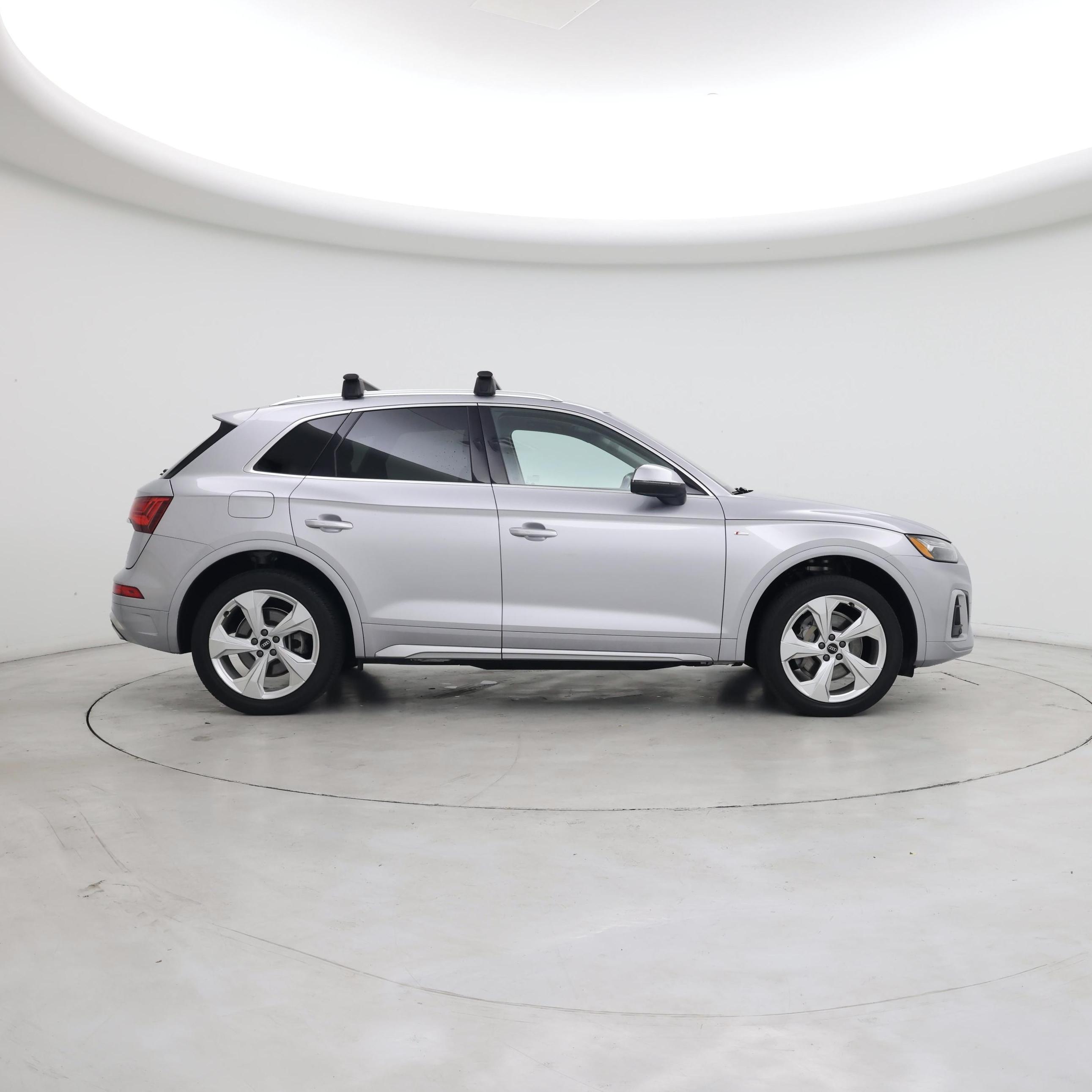Thumbnail: 2022 Audi Q5 - 7