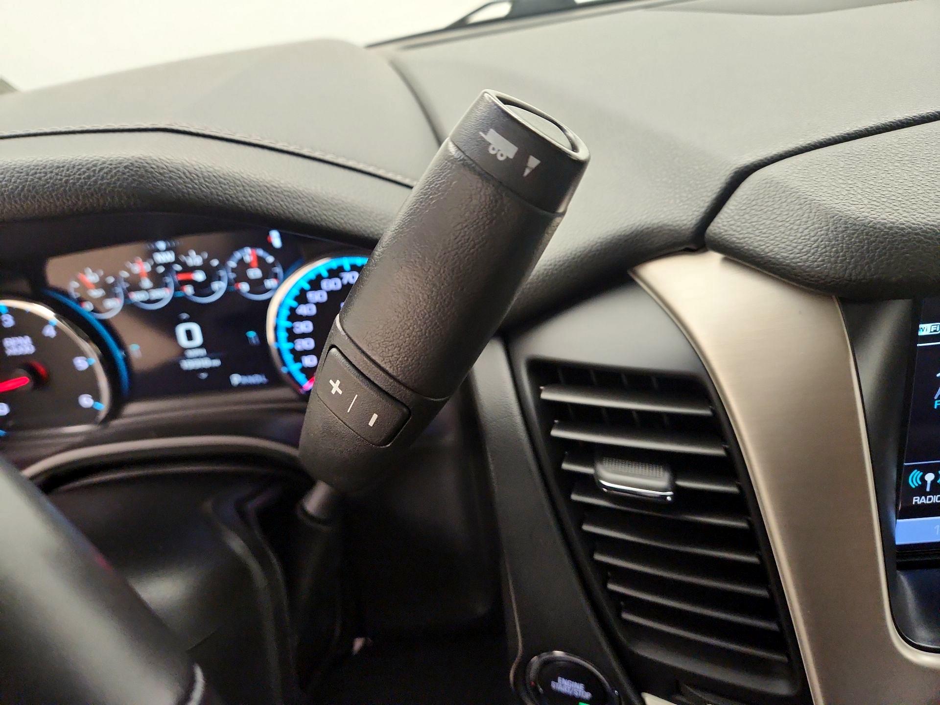 Thumbnail: 2018 GMC Yukon XL - 18