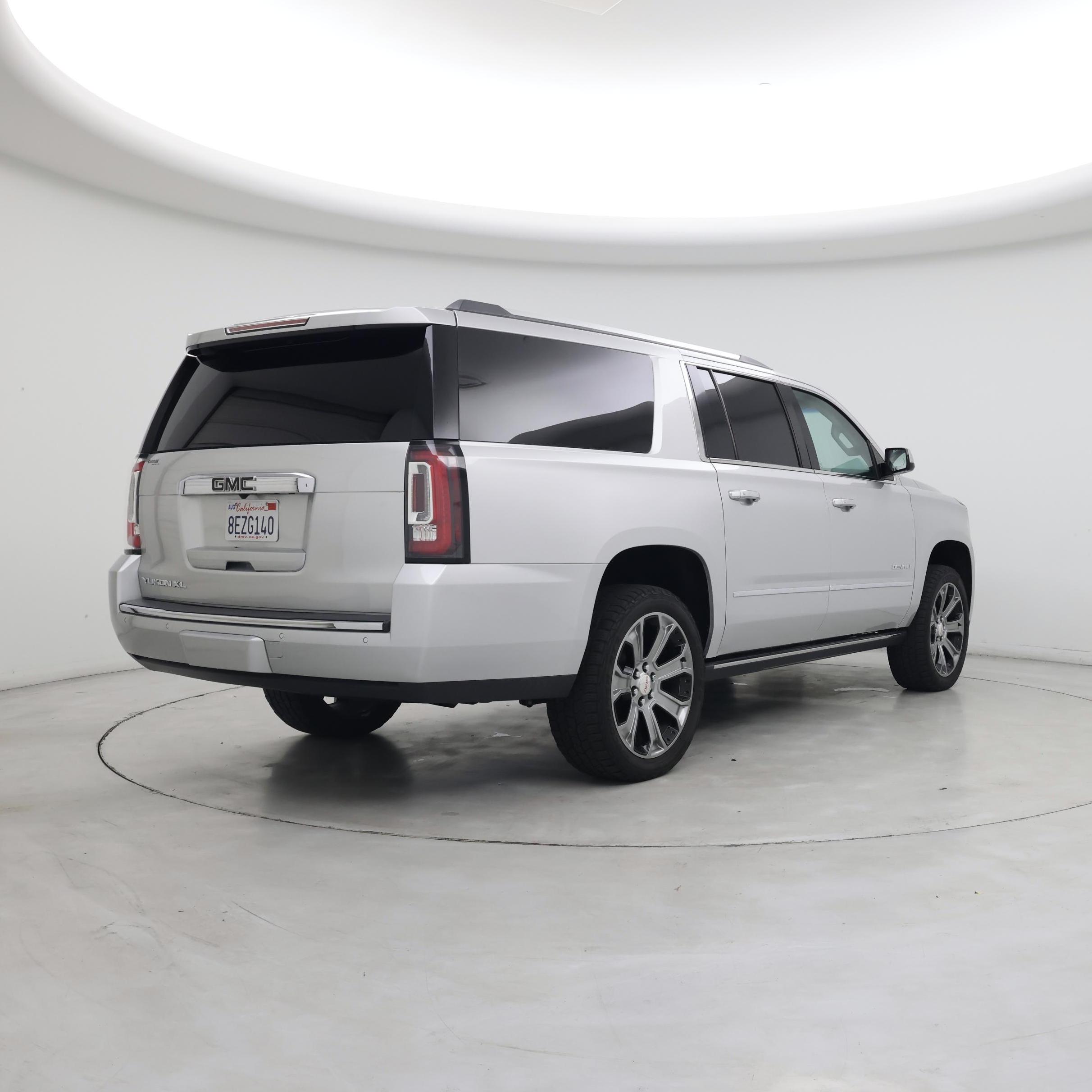 Thumbnail: 2018 GMC Yukon XL - 8