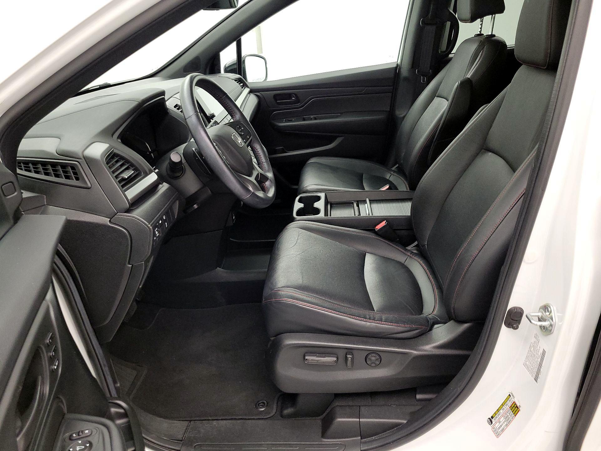 Thumbnail: 2023 Honda Odyssey - 11