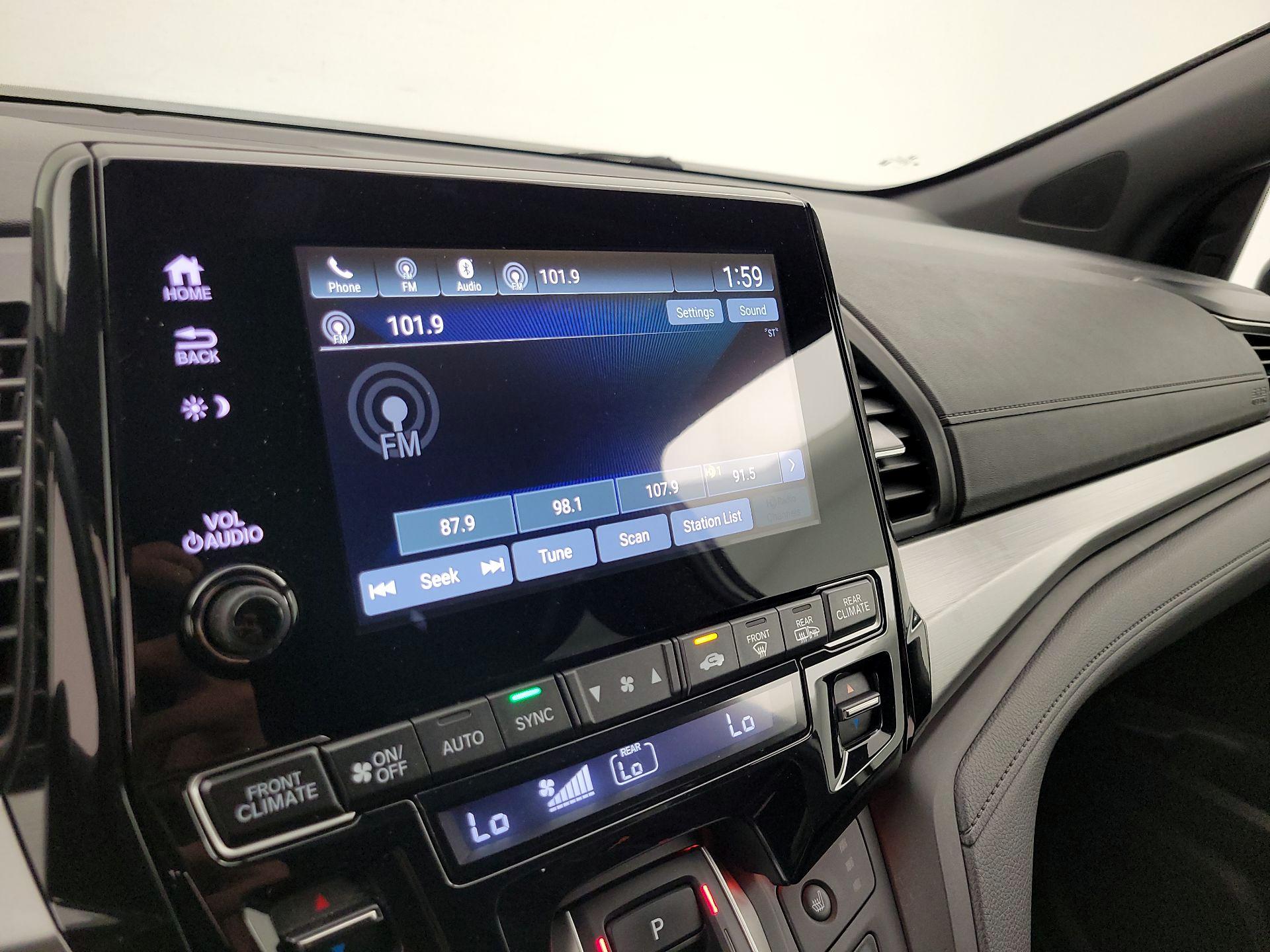 Thumbnail: 2023 Honda Odyssey - 15