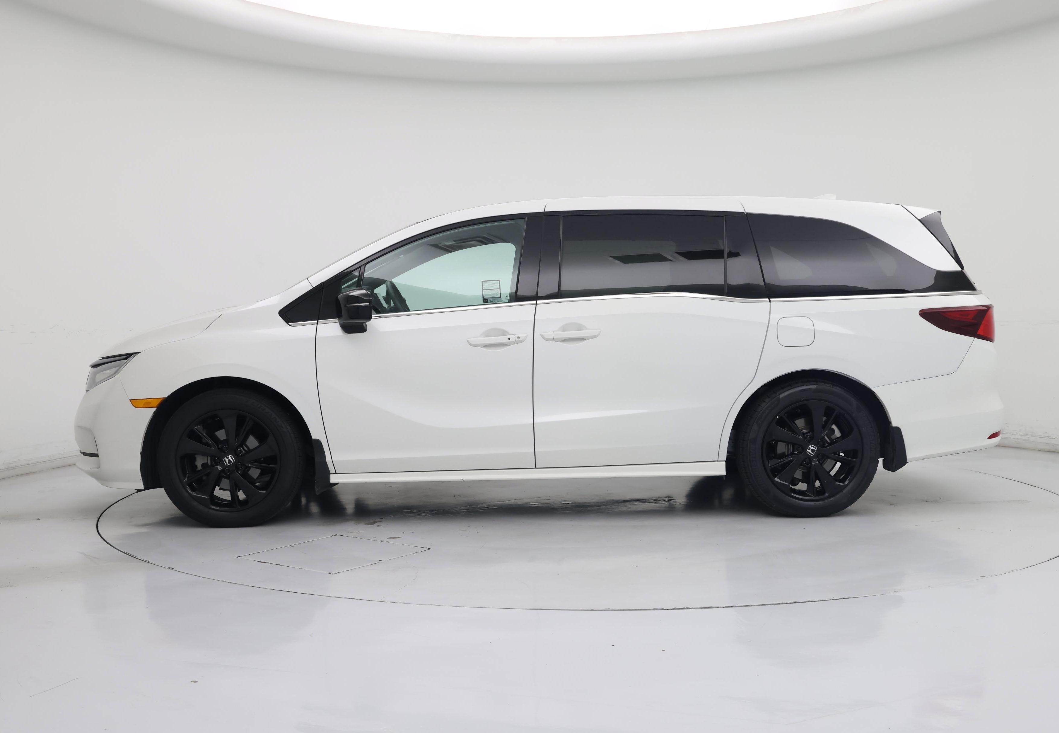 Thumbnail: 2023 Honda Odyssey - 3